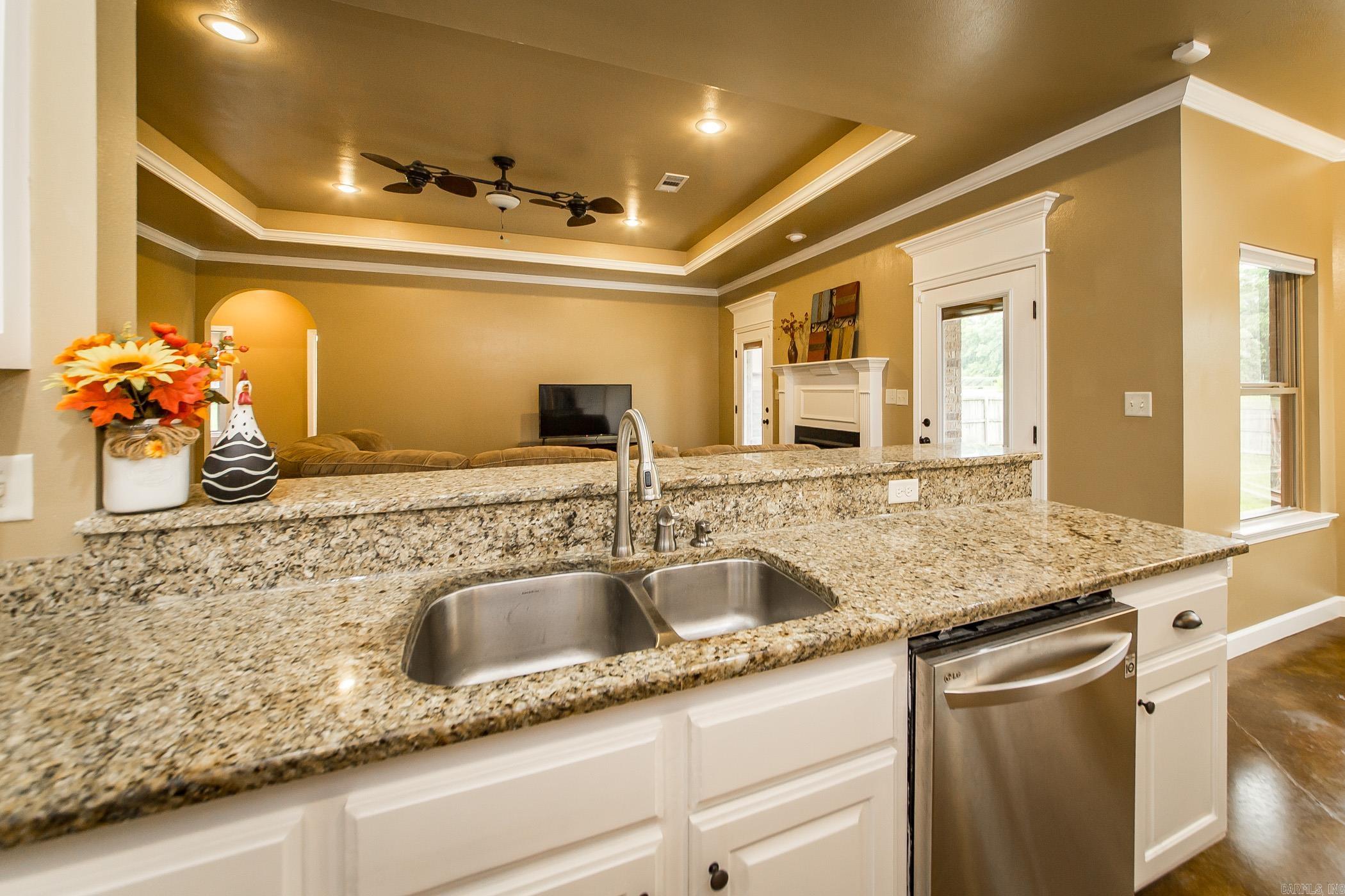37  Green Meadows Dr  Vilonia, AR