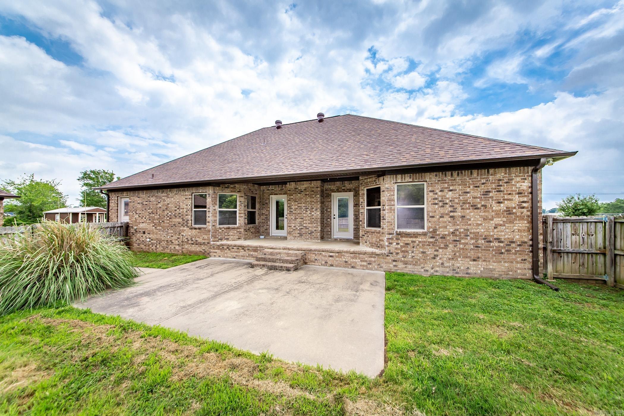 37  Green Meadows Dr  Vilonia, AR