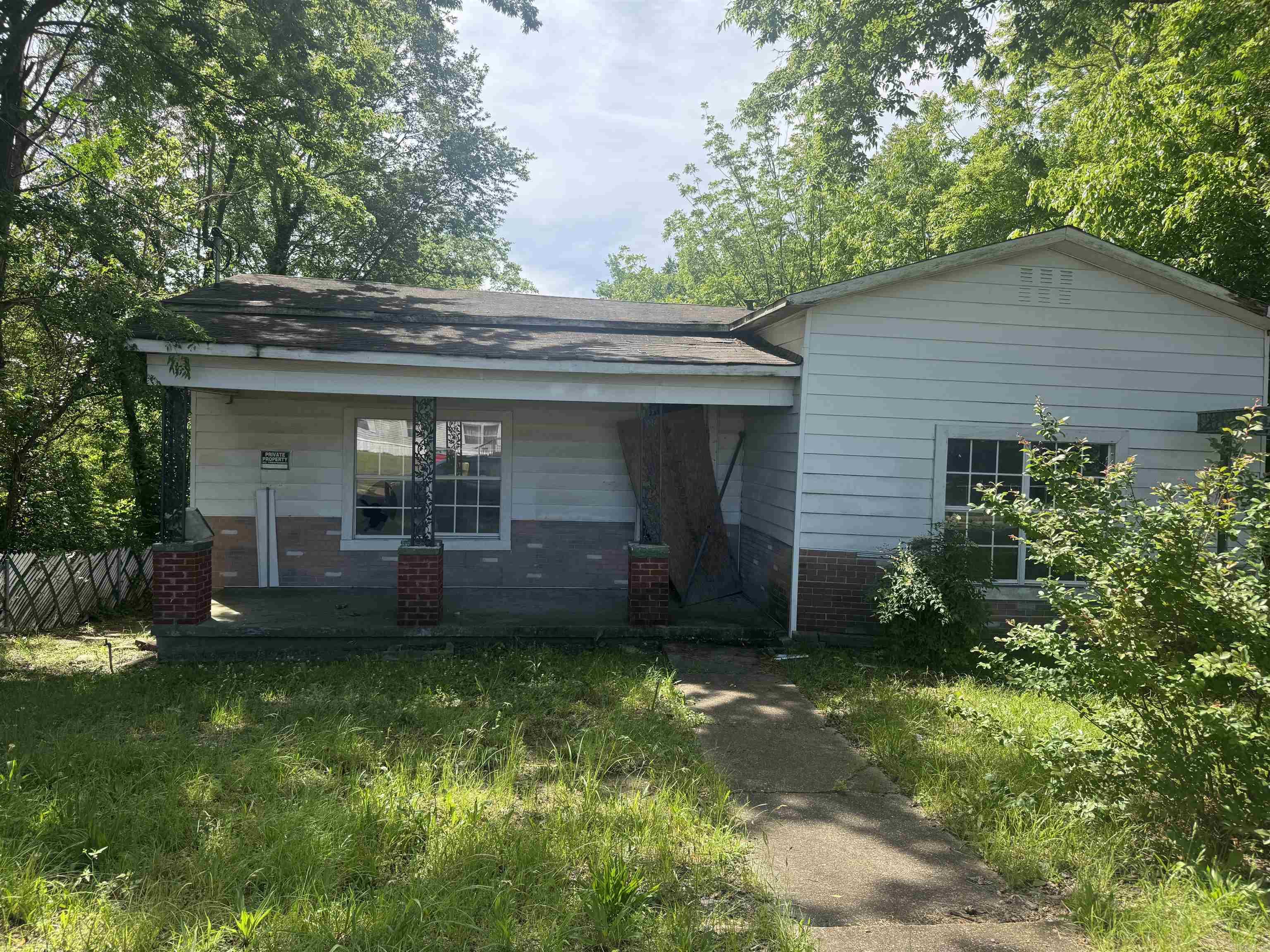 244  Silver  Hot Springs, AR