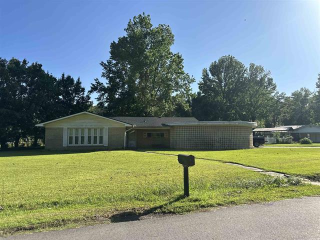 7437  Suburbia  Pine Bluff, AR
