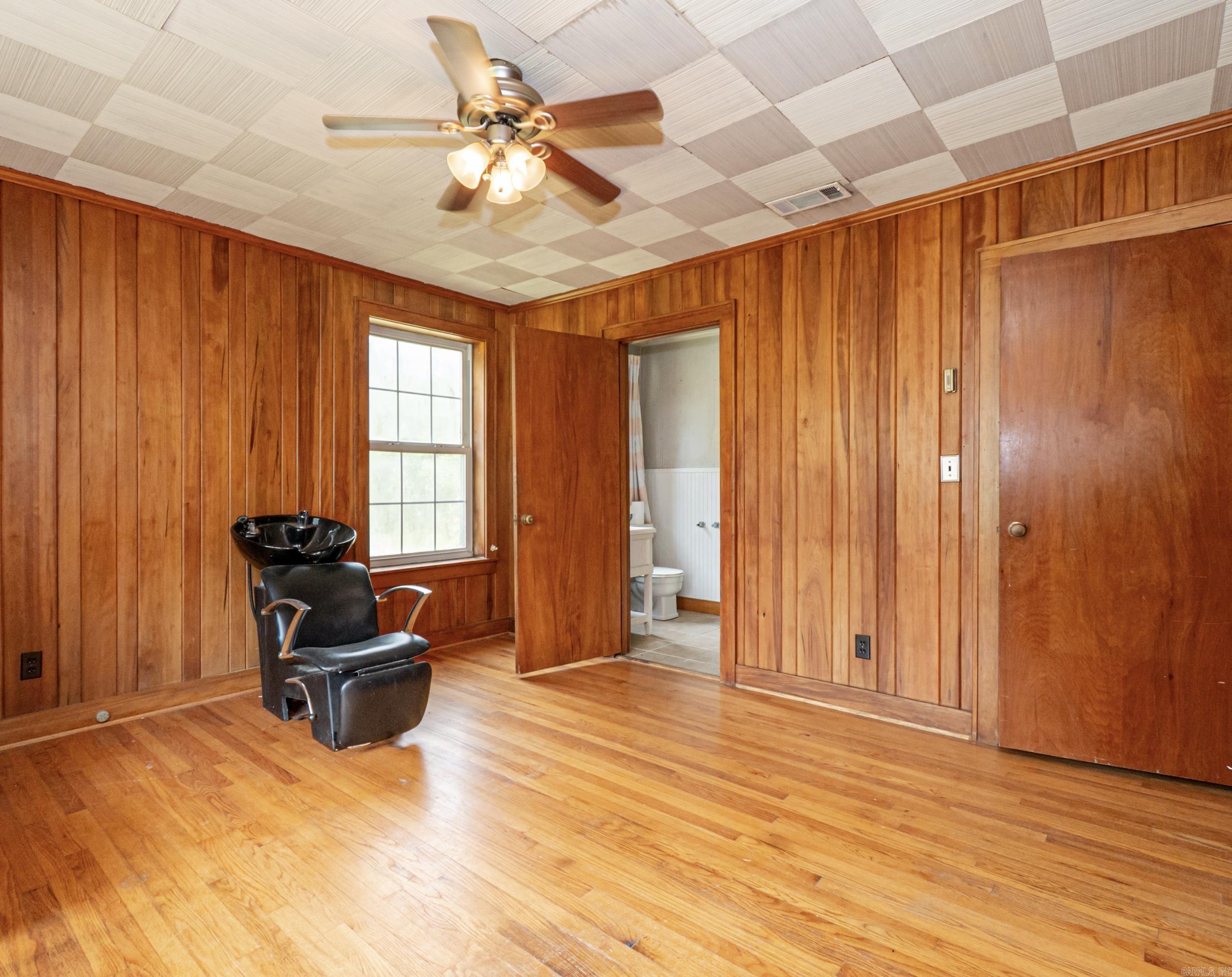 1108  N 2nd  McGehee, AR