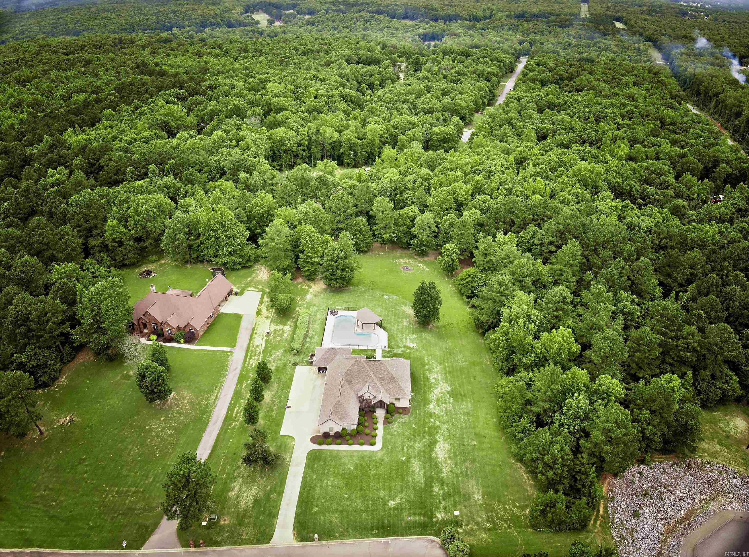 516  Valley Hill  Benton, AR