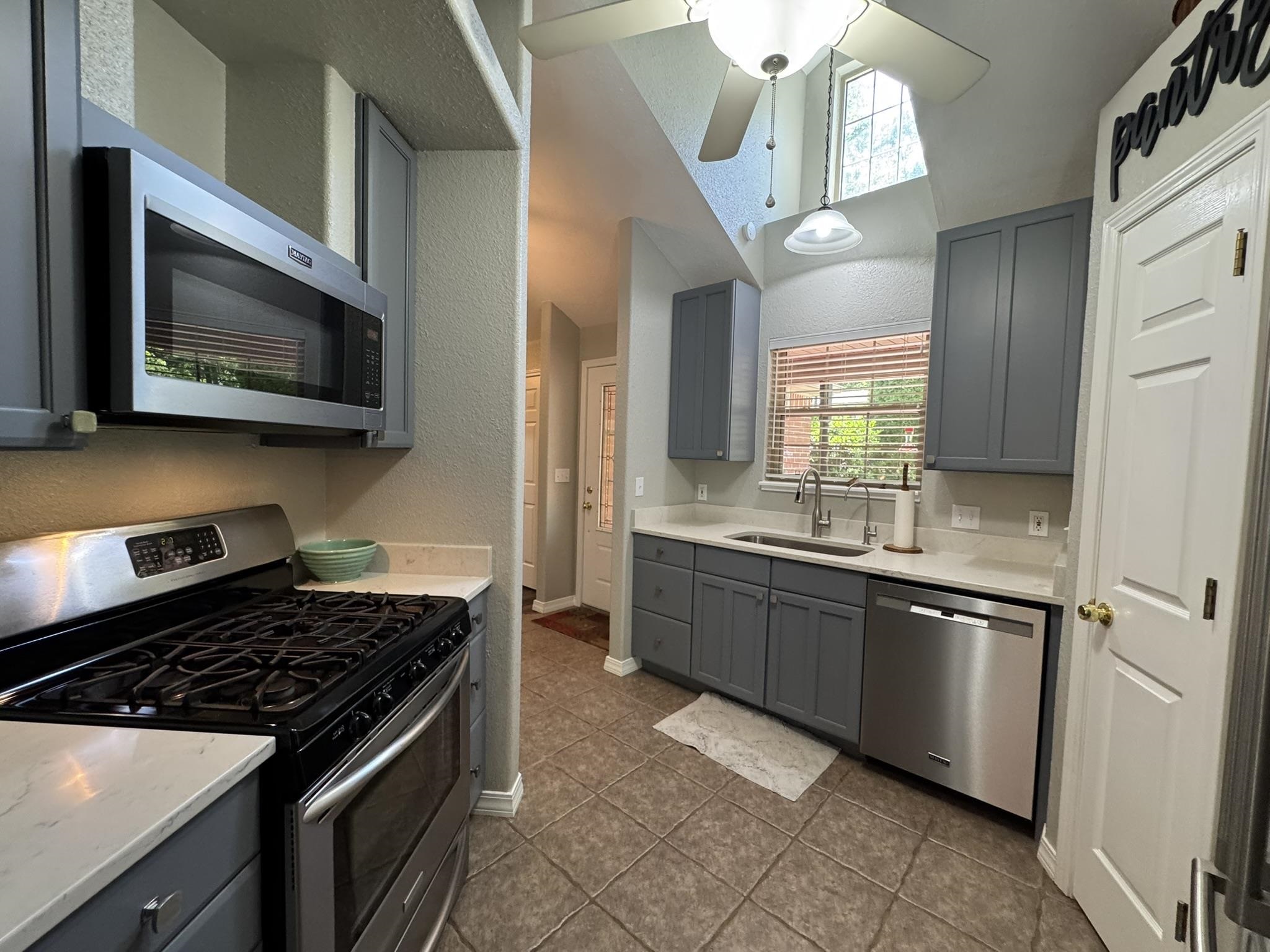 213  Knollwood  Midway, AR