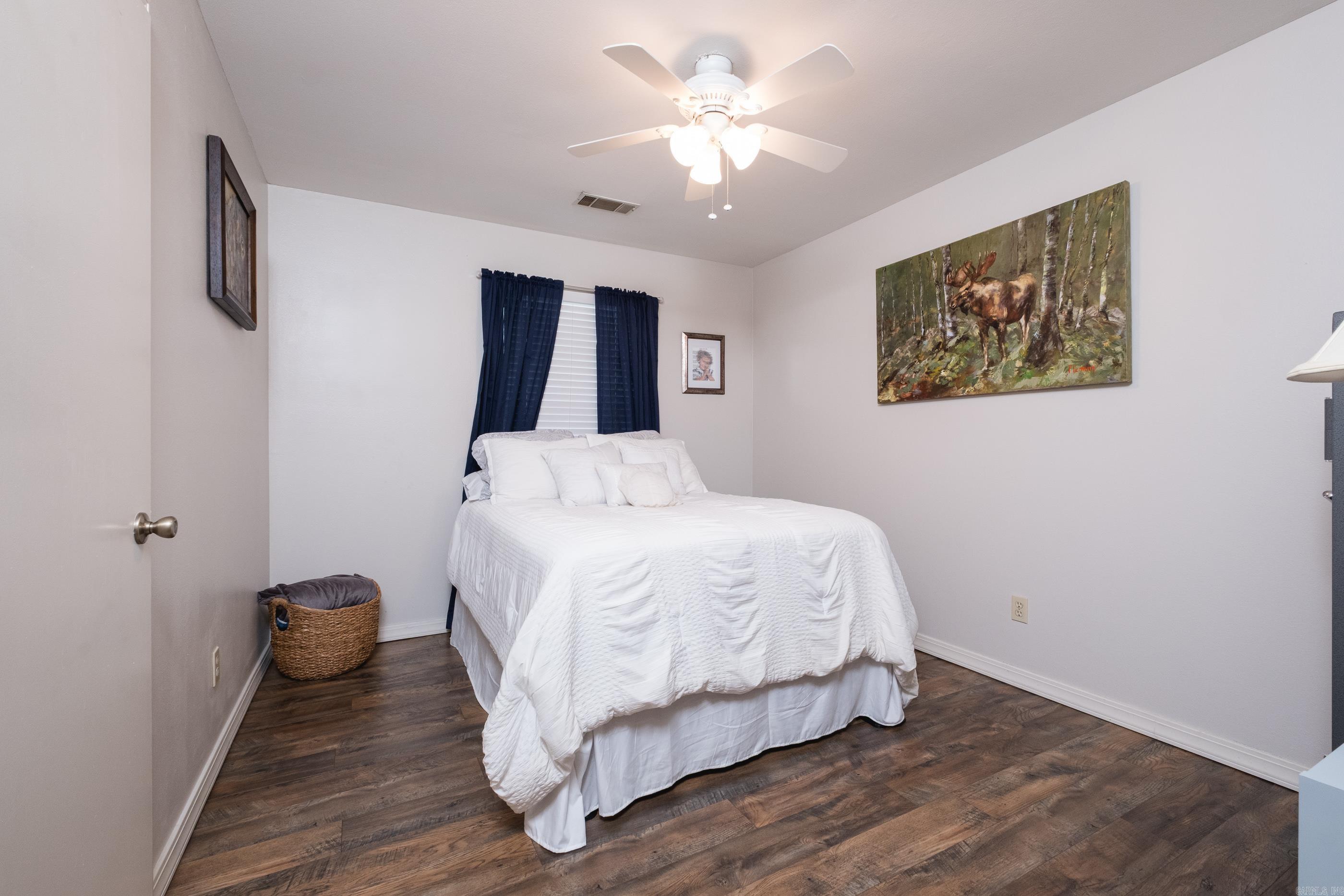 1520  Calgary  Little Rock, AR