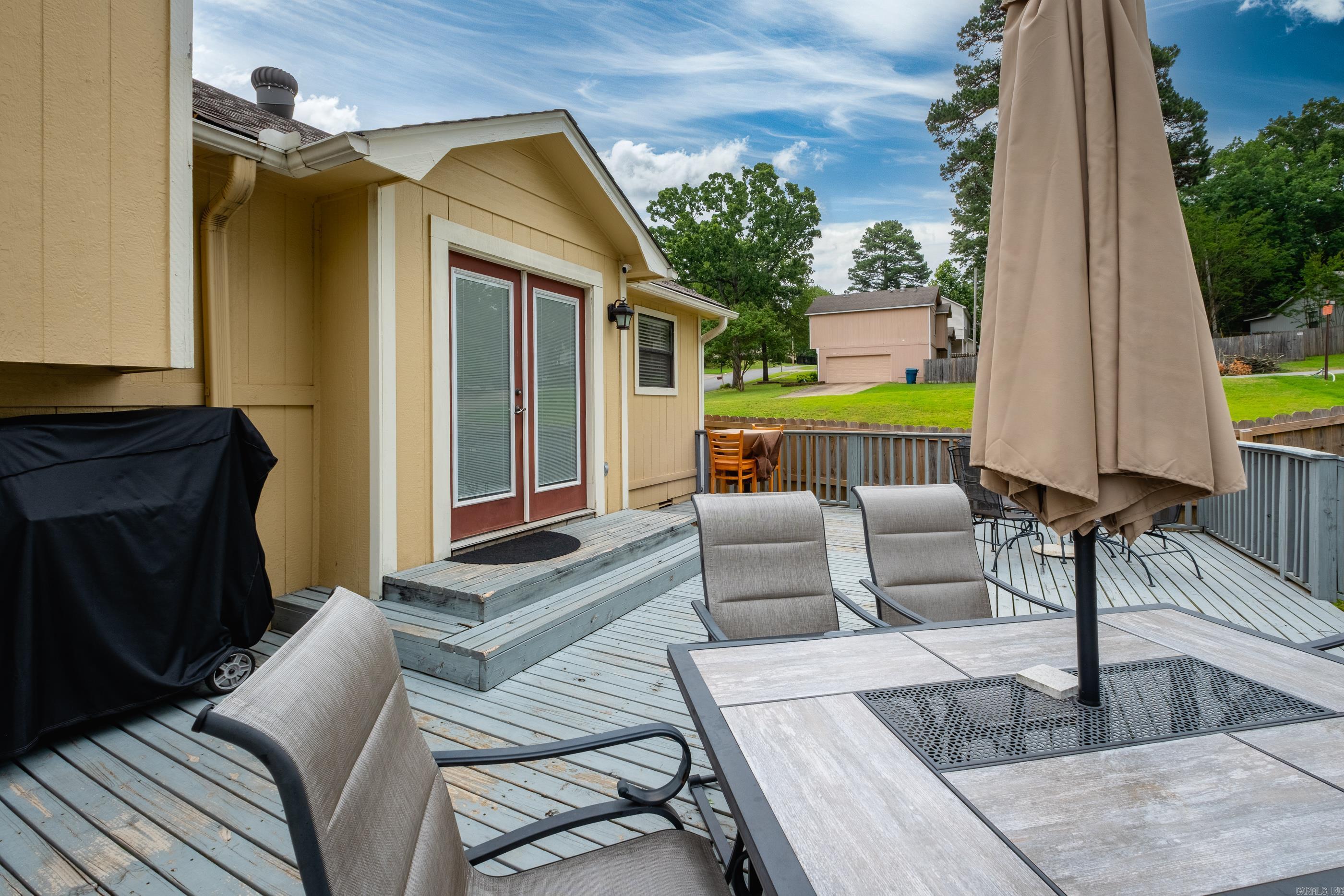 1520  Calgary  Little Rock, AR
