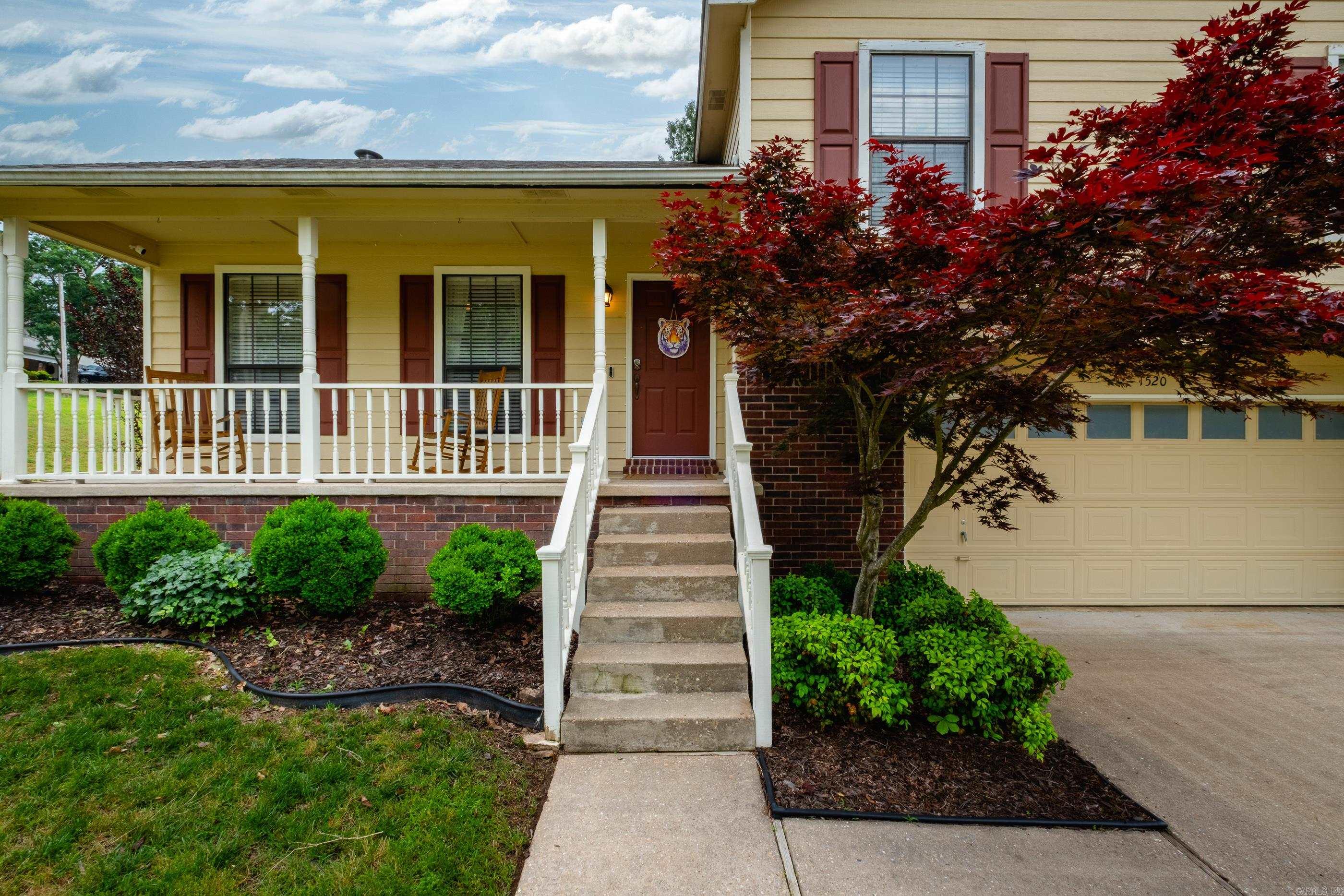 1520  Calgary  Little Rock, AR