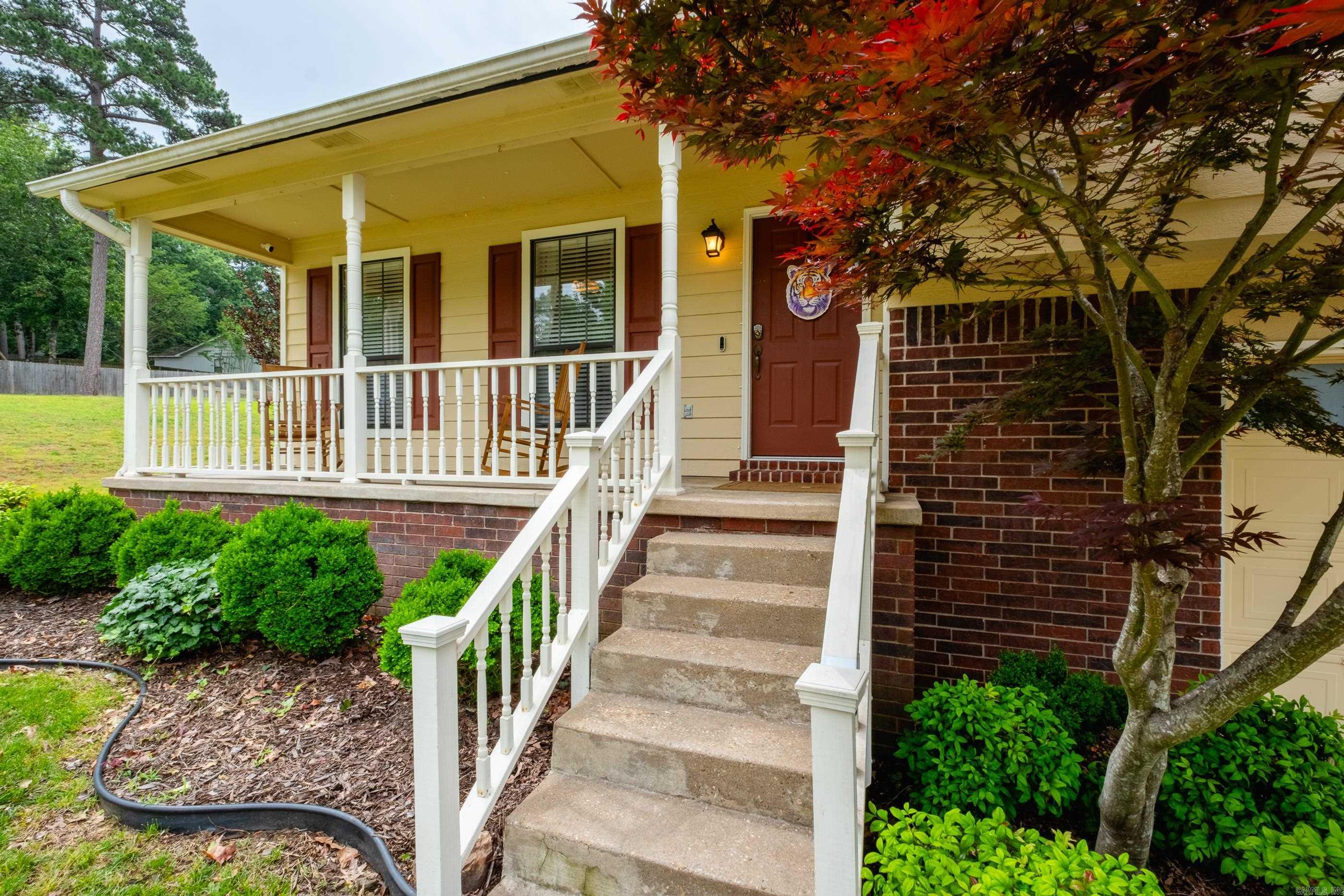 1520  Calgary  Little Rock, AR