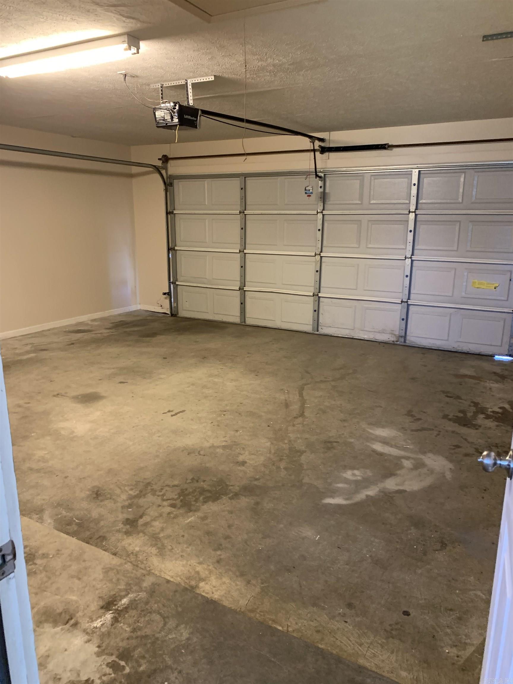 1810  Angeline  Conway, AR