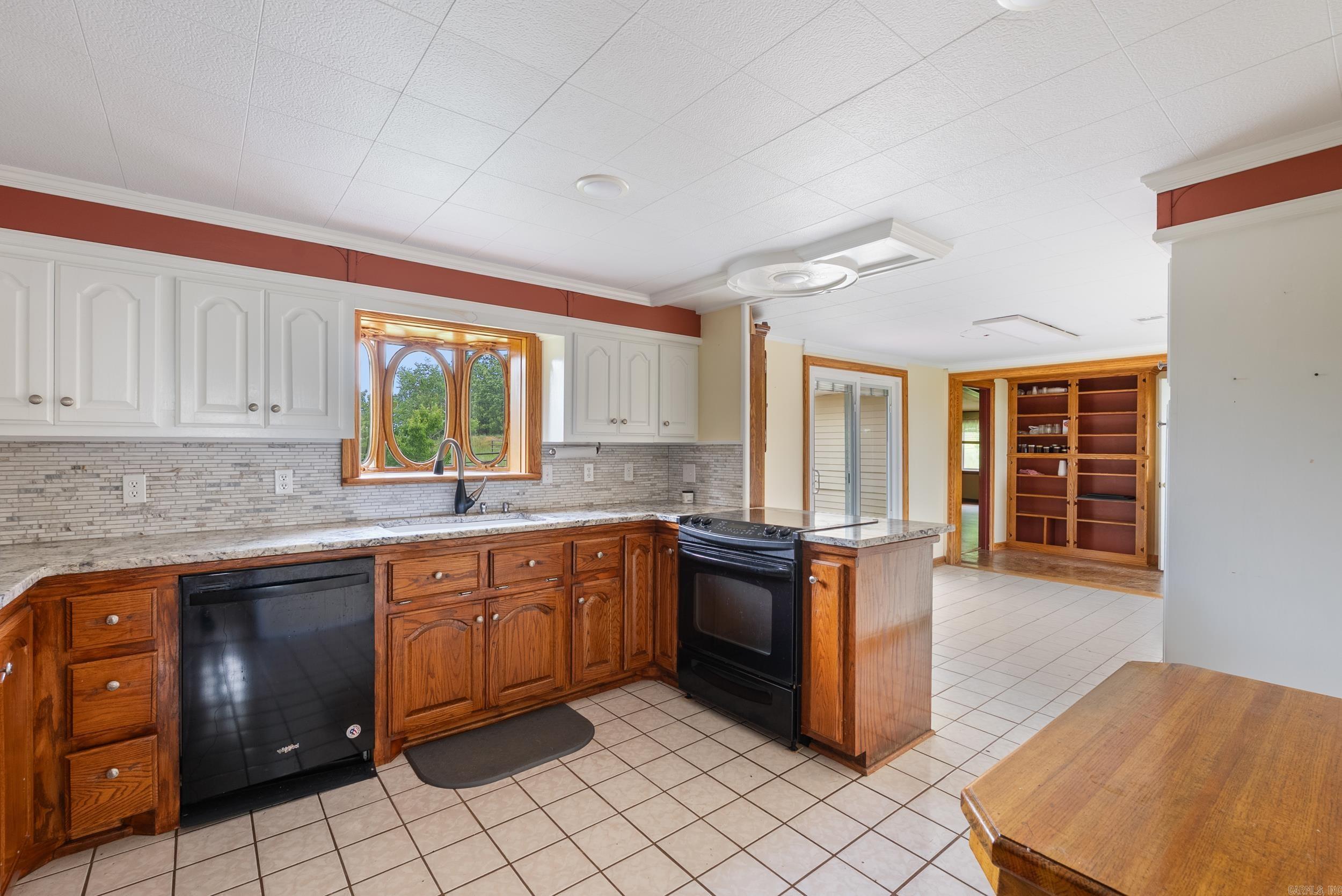 27912 W Highway 16  Jerusalem, AR