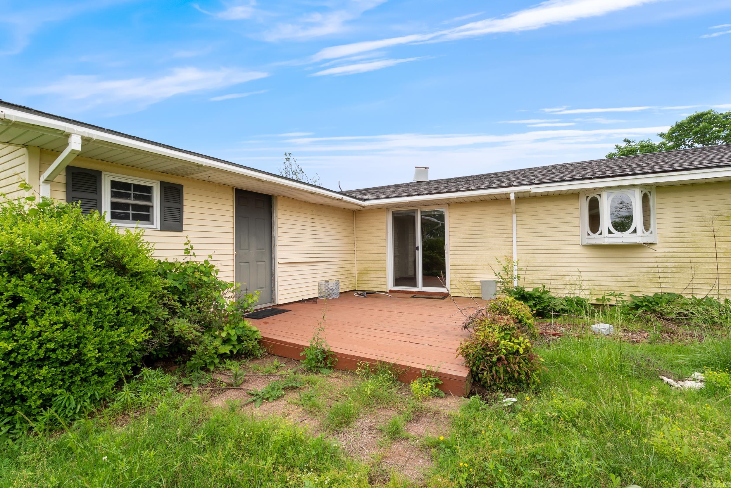 27912 W Highway 16  Jerusalem, AR