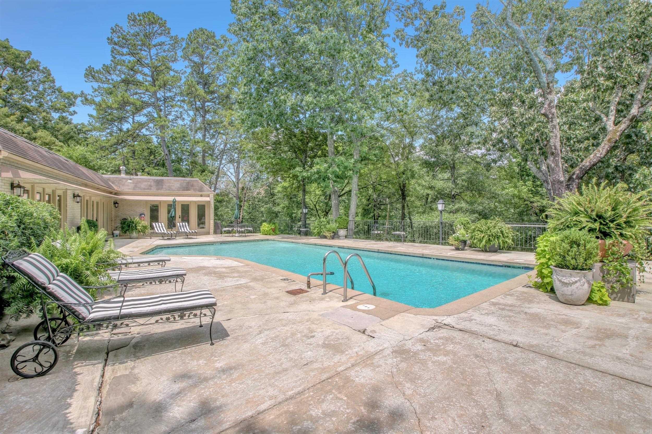 3901  Cedar Hill Road, #16  Little Rock, AR
