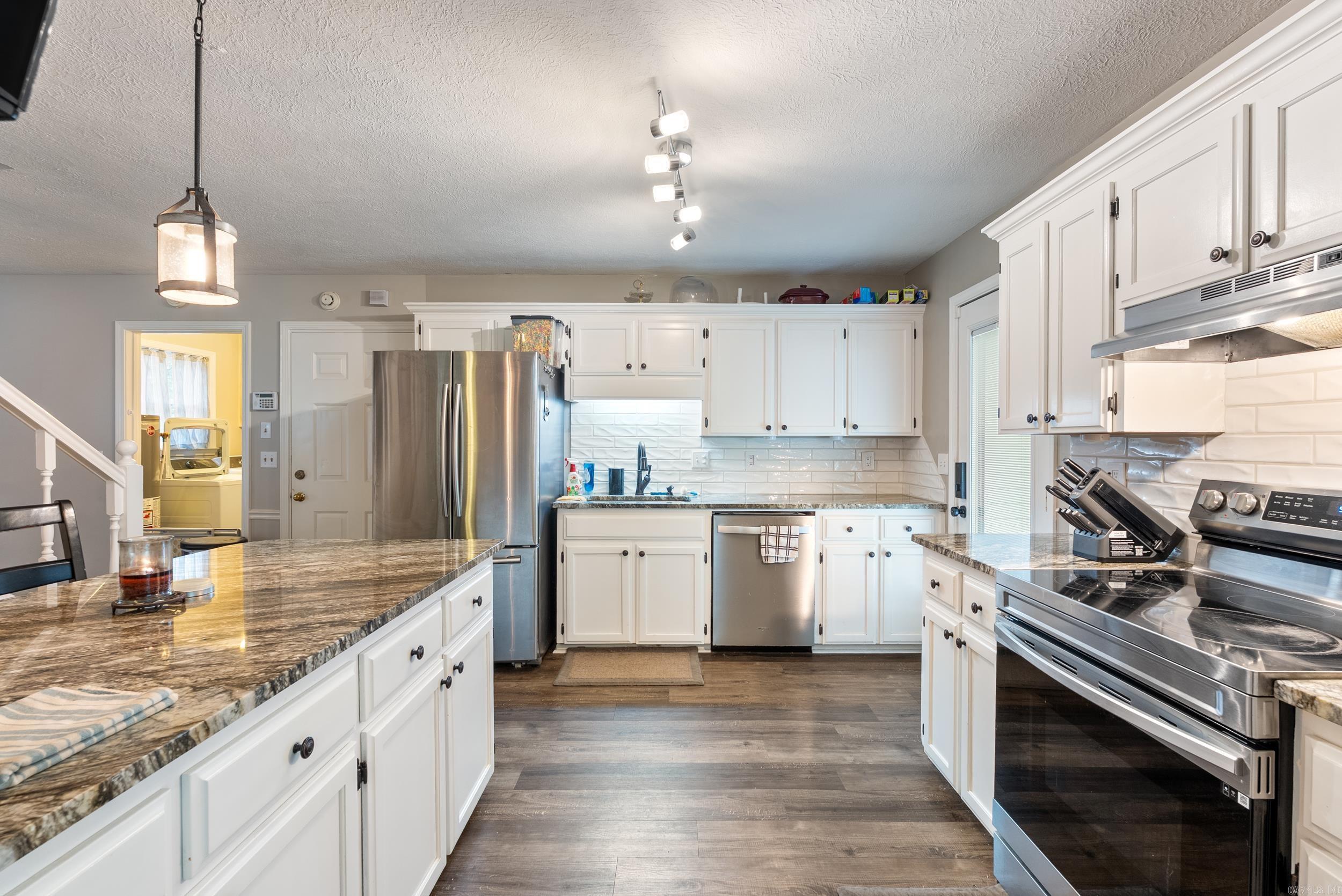 40  High Timber  Maumelle, AR