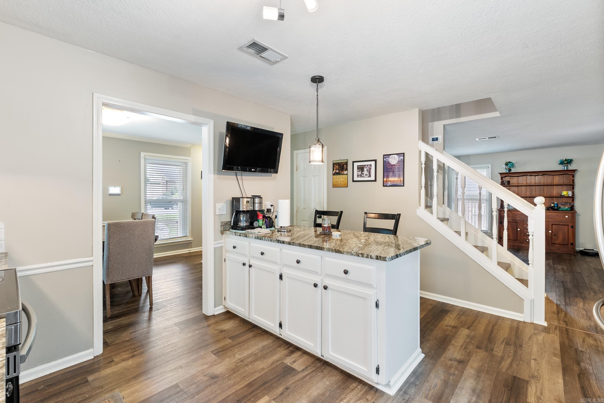 40  High Timber  Maumelle, AR