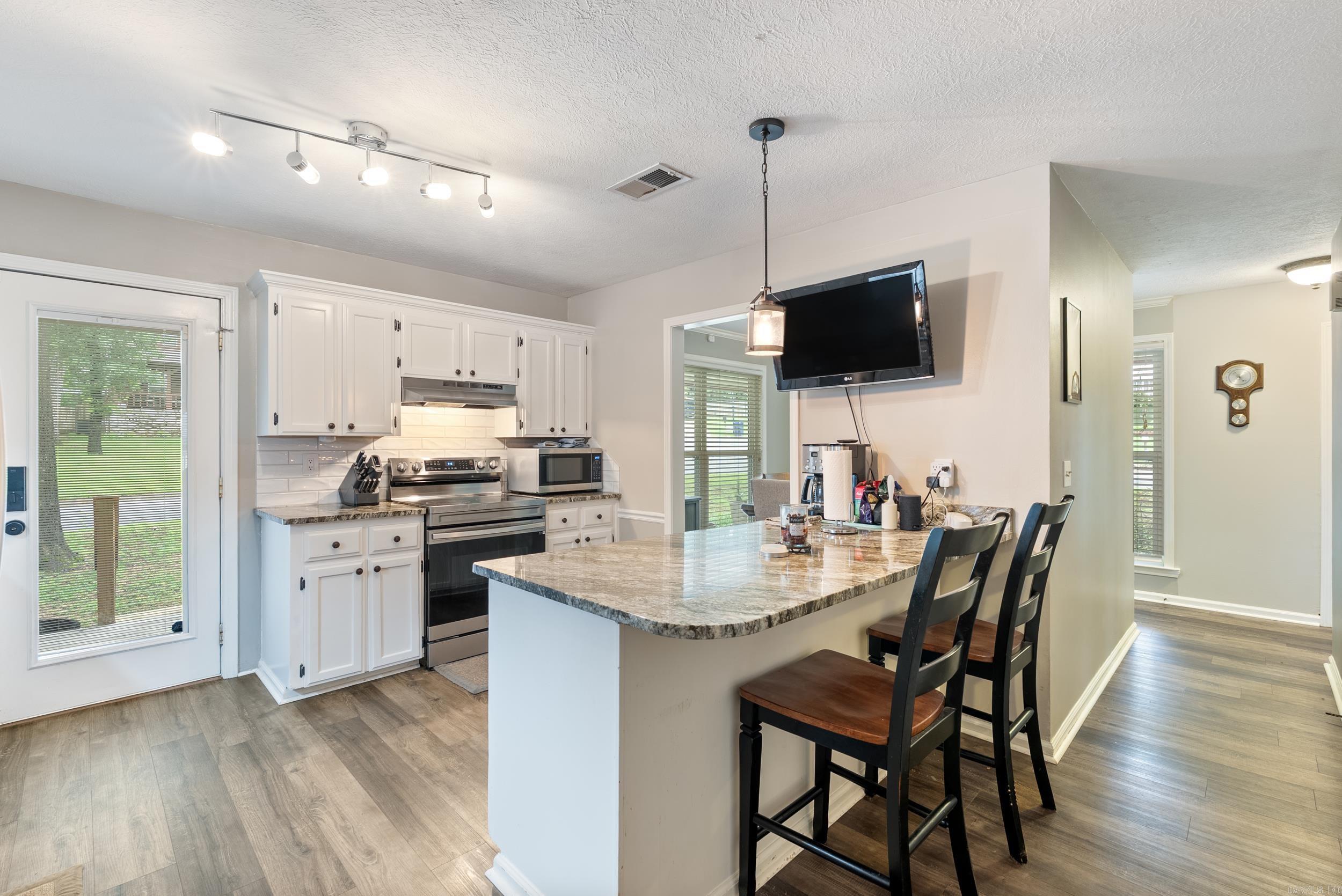 40  High Timber  Maumelle, AR