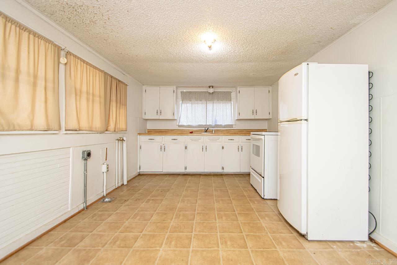 1523 W 46  North Little Rock, AR