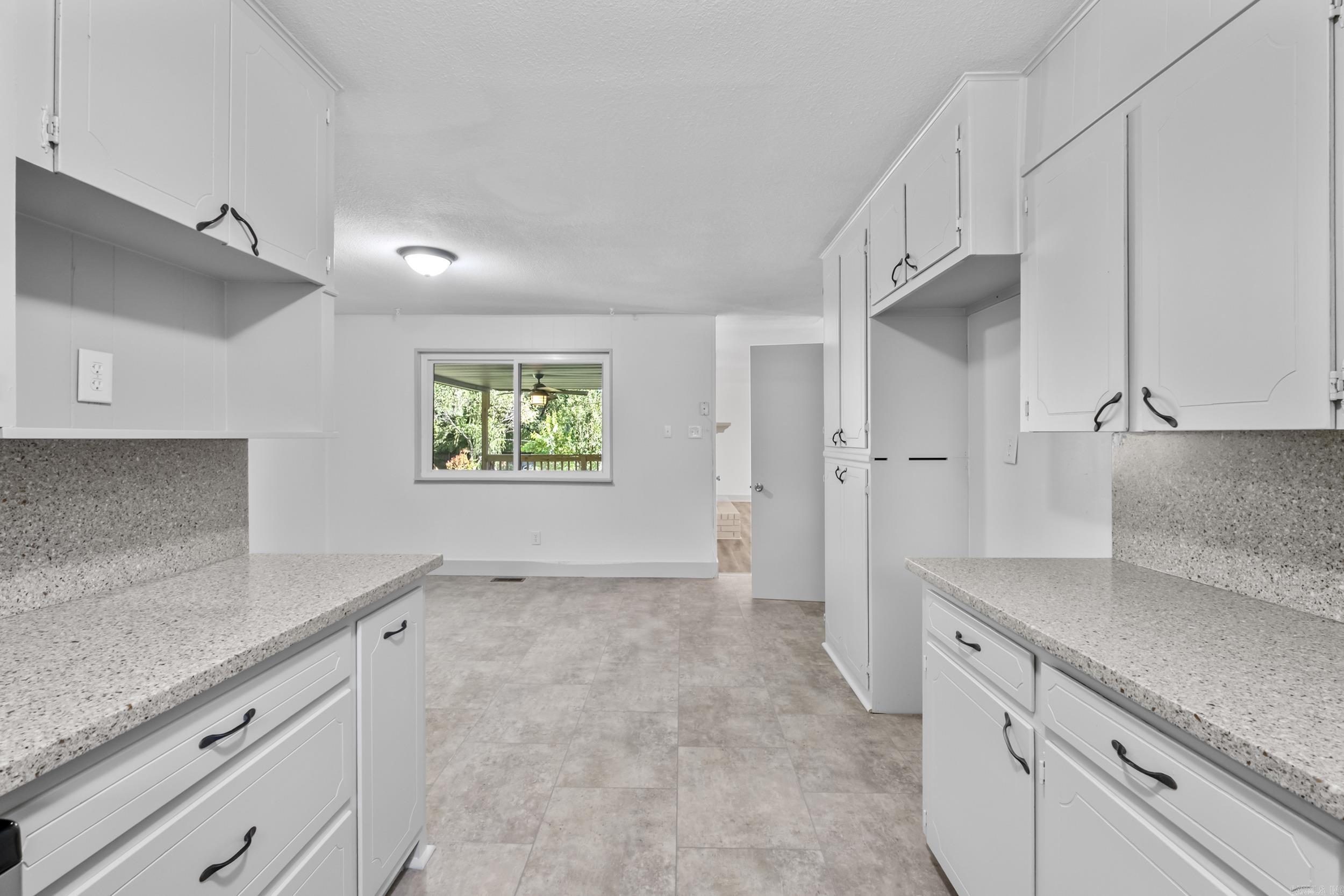 36  Single Oaks  Sherwood, AR