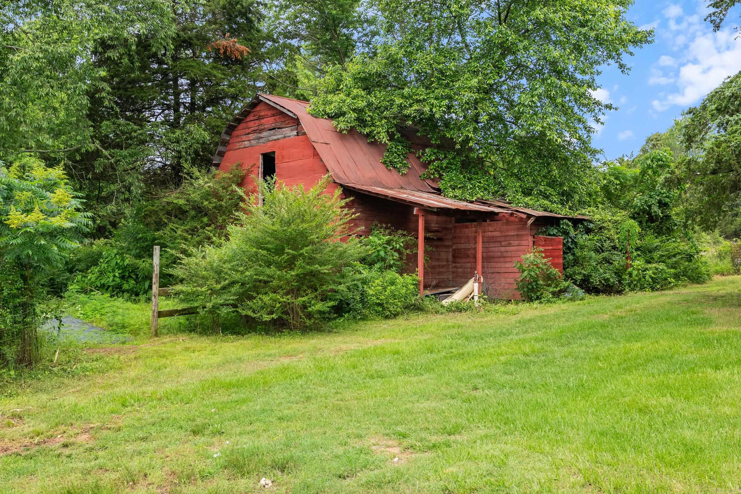 284  Highway 124 W  Damascus, AR
