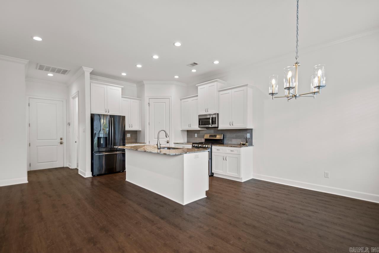 425  Valley Ranch  Little Rock, AR