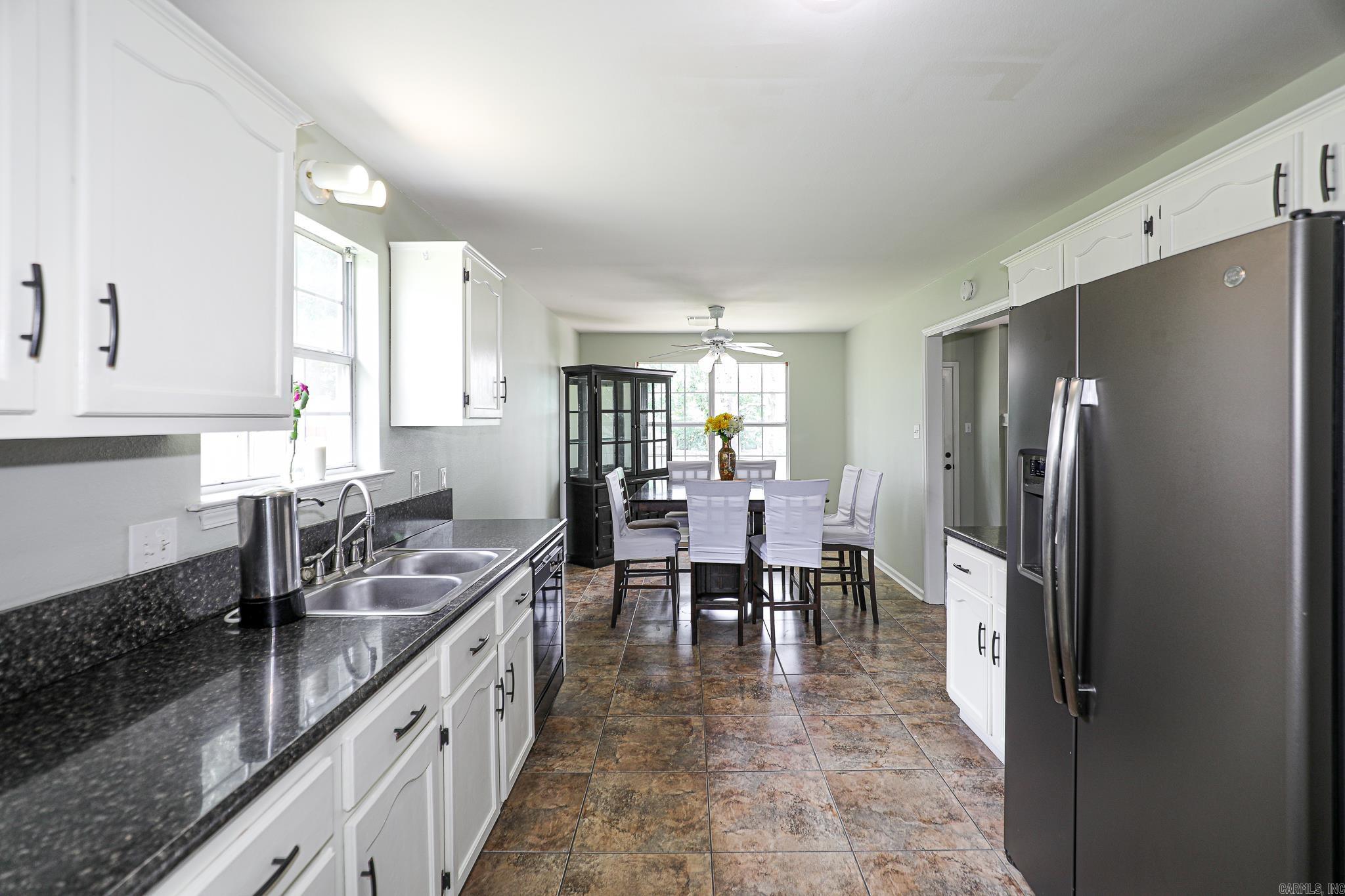2203  Cedar Ridge  Benton, AR