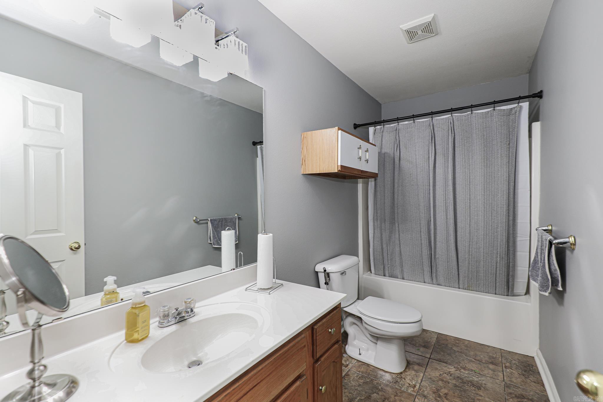 2203  Cedar Ridge  Benton, AR