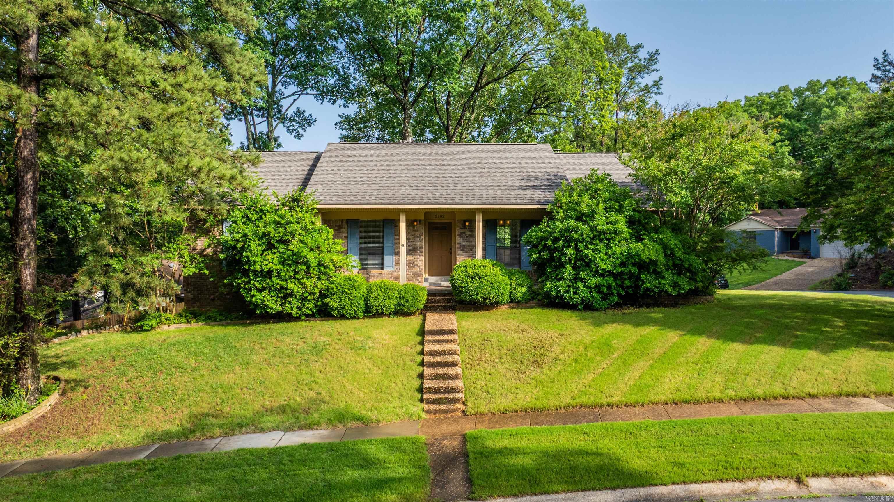 2102  Peach Tree  Little Rock, AR