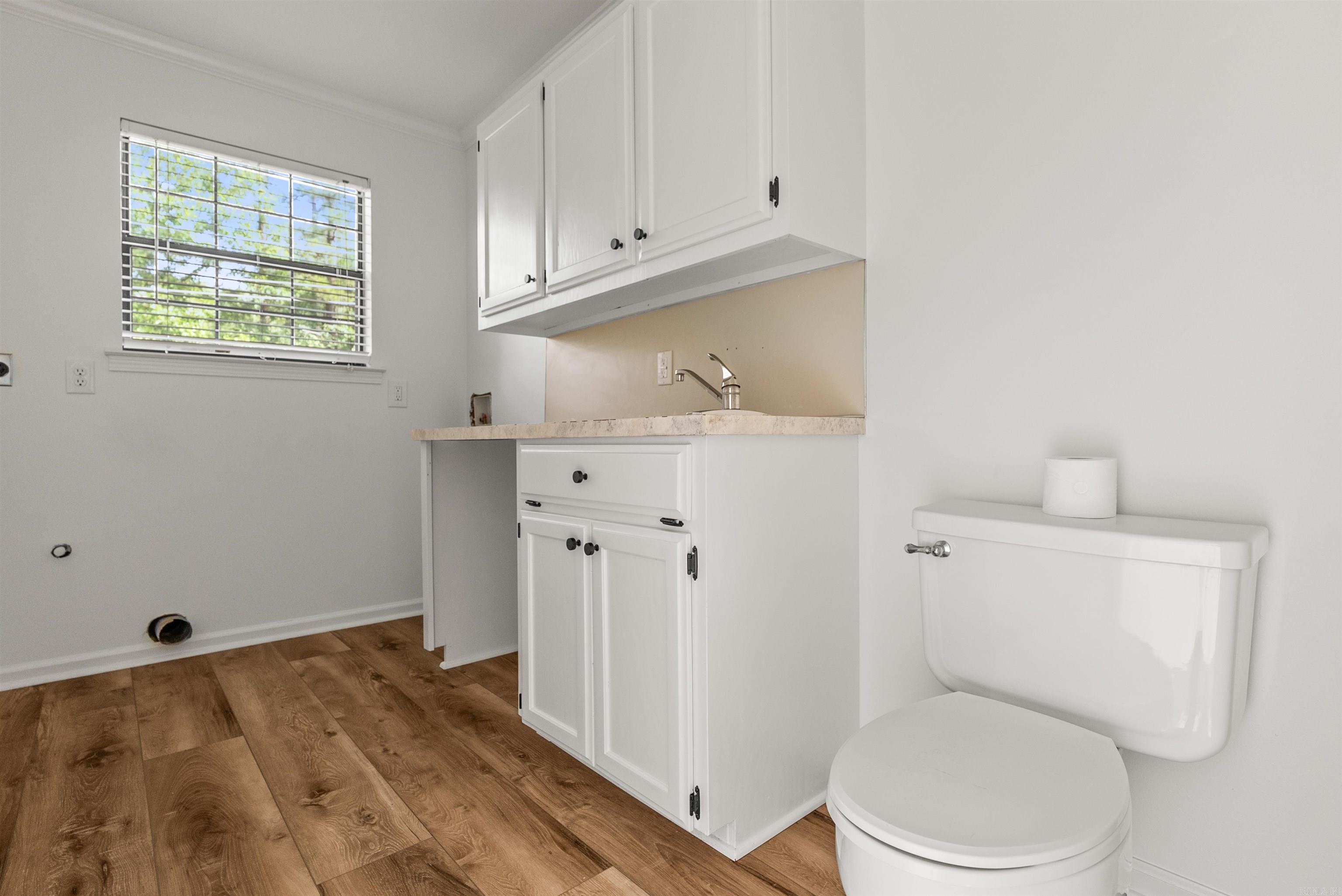 2102  Peach Tree  Little Rock, AR