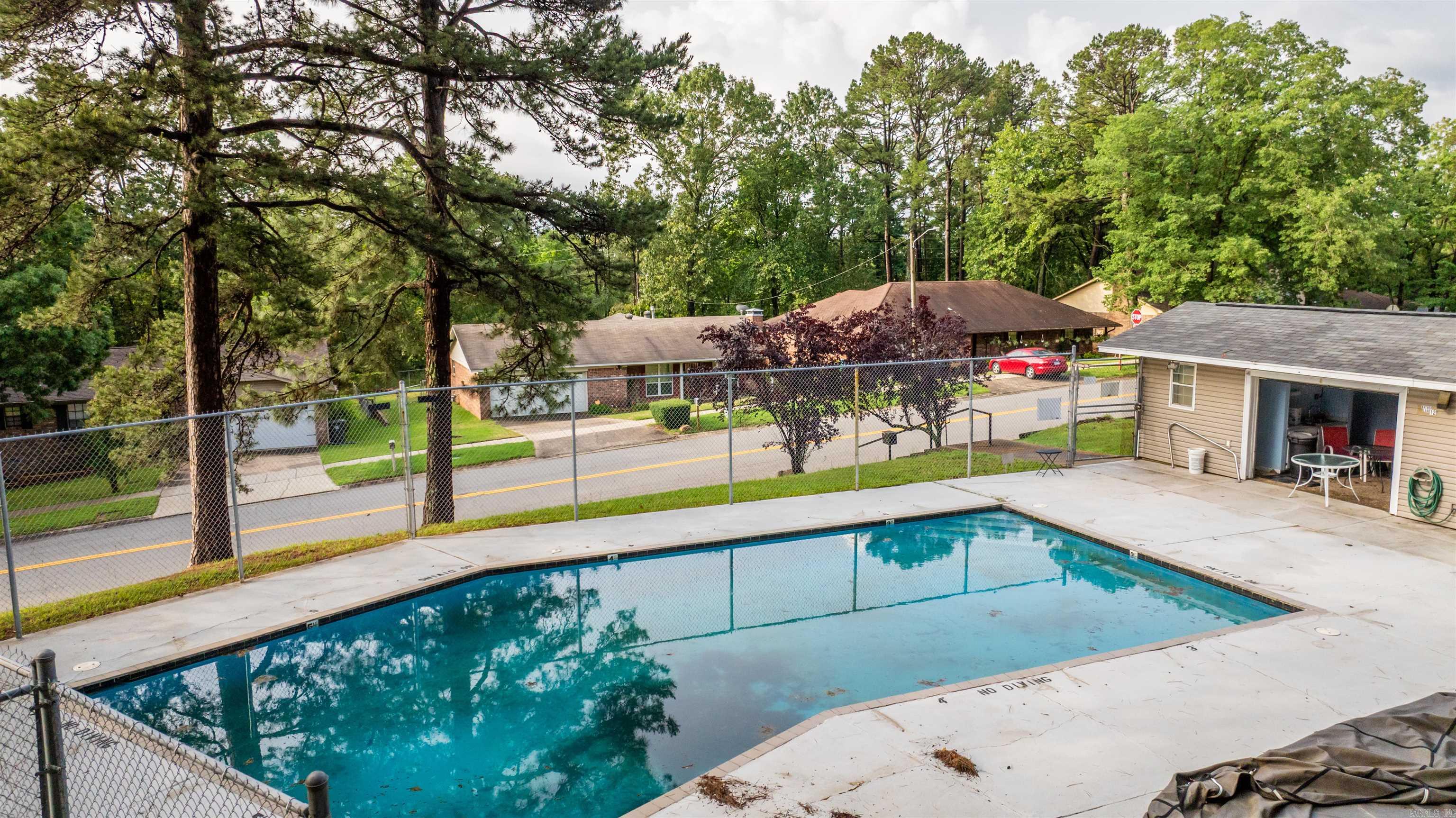 2102  Peach Tree  Little Rock, AR