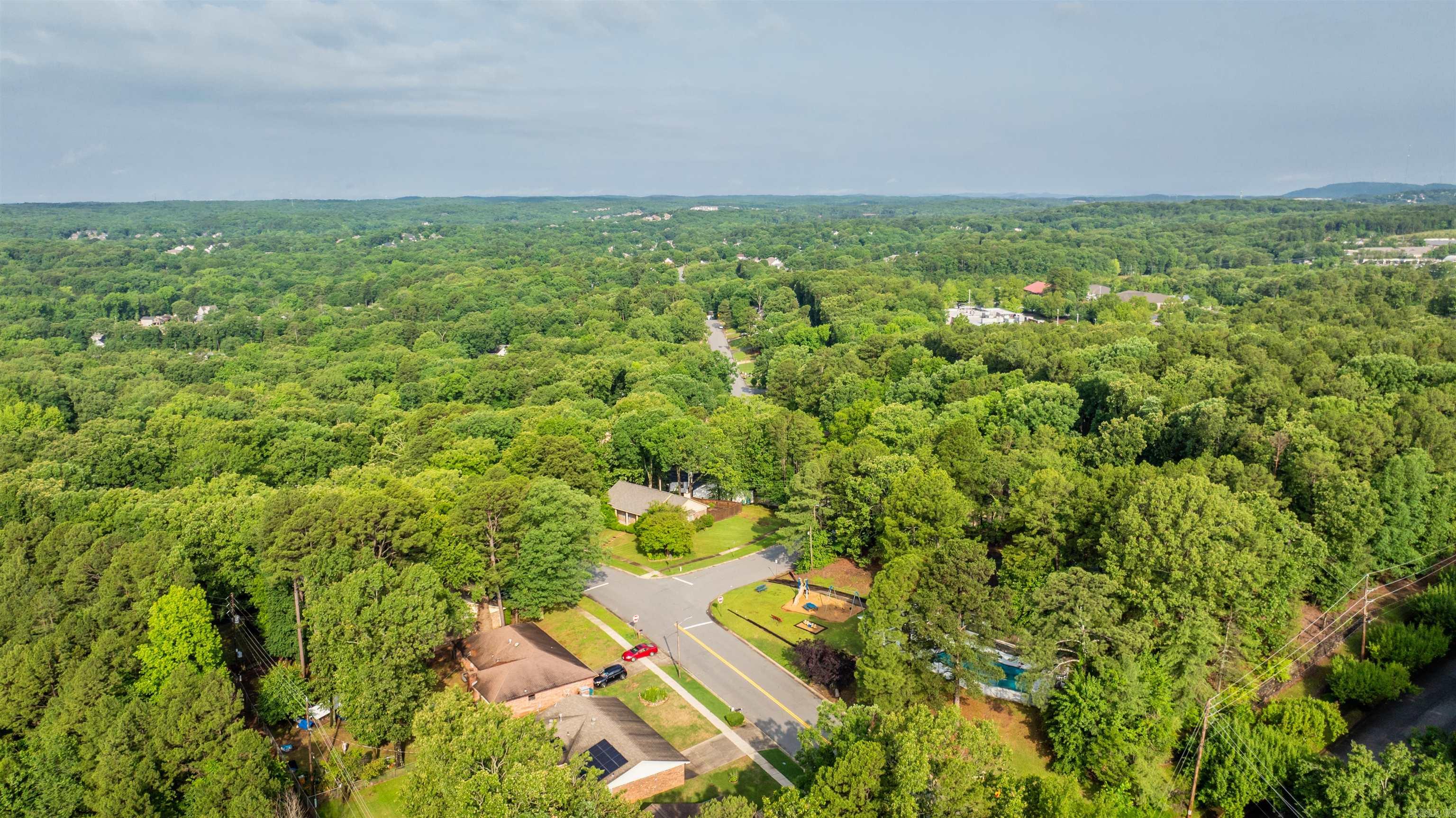 2102  Peach Tree  Little Rock, AR