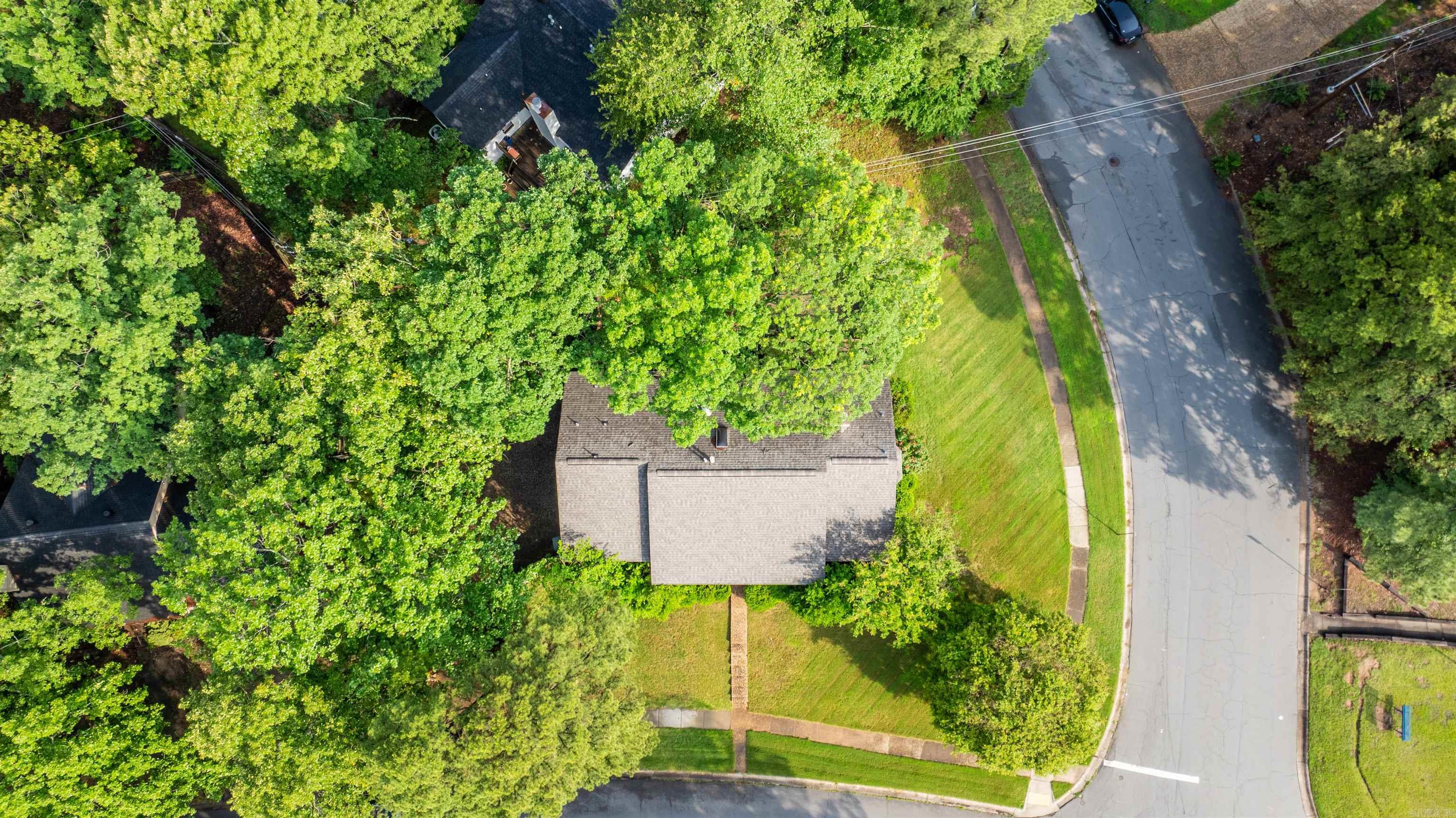 2102  Peach Tree  Little Rock, AR