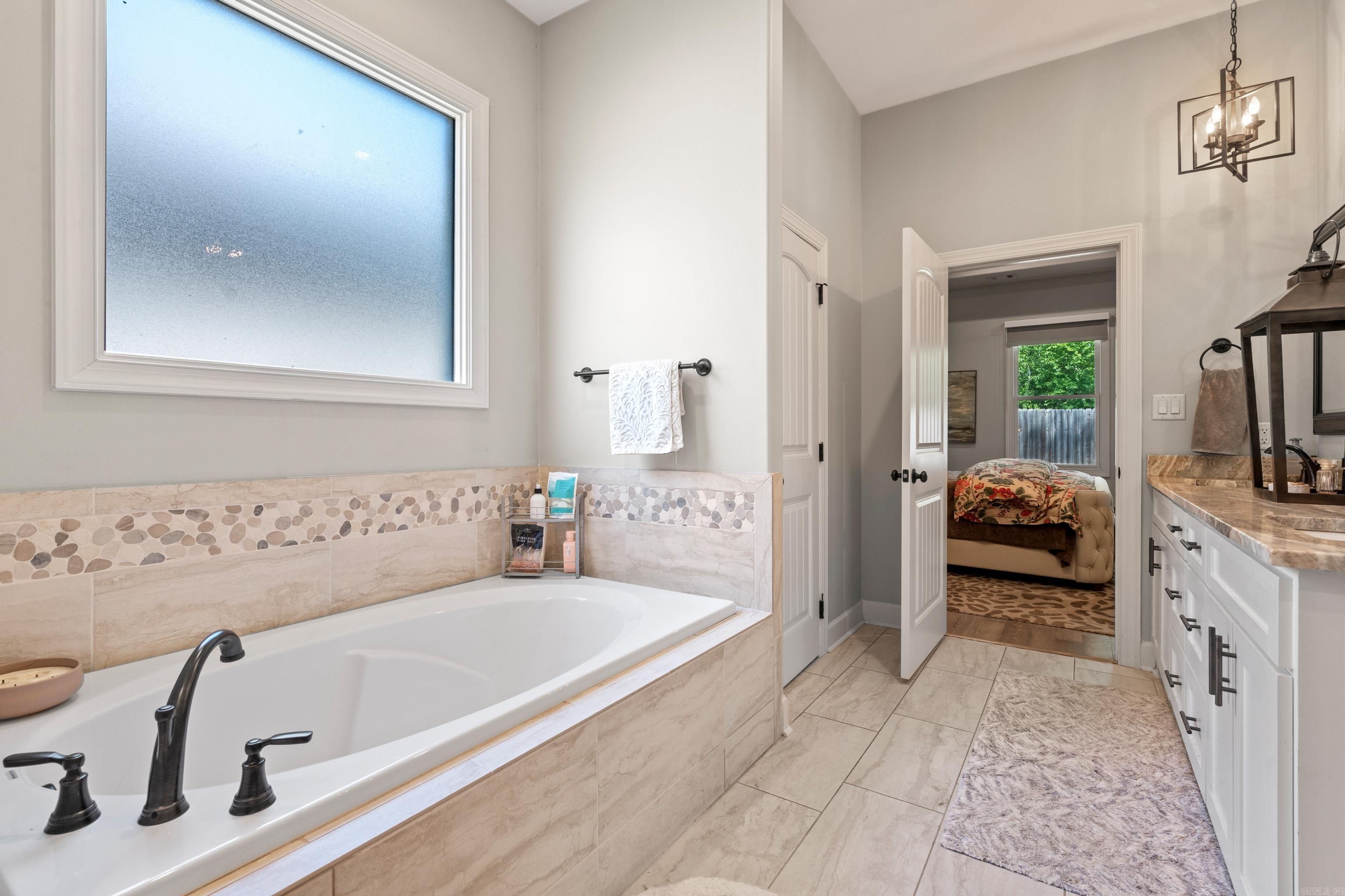 277  Arlington Park  Hot Springs, AR