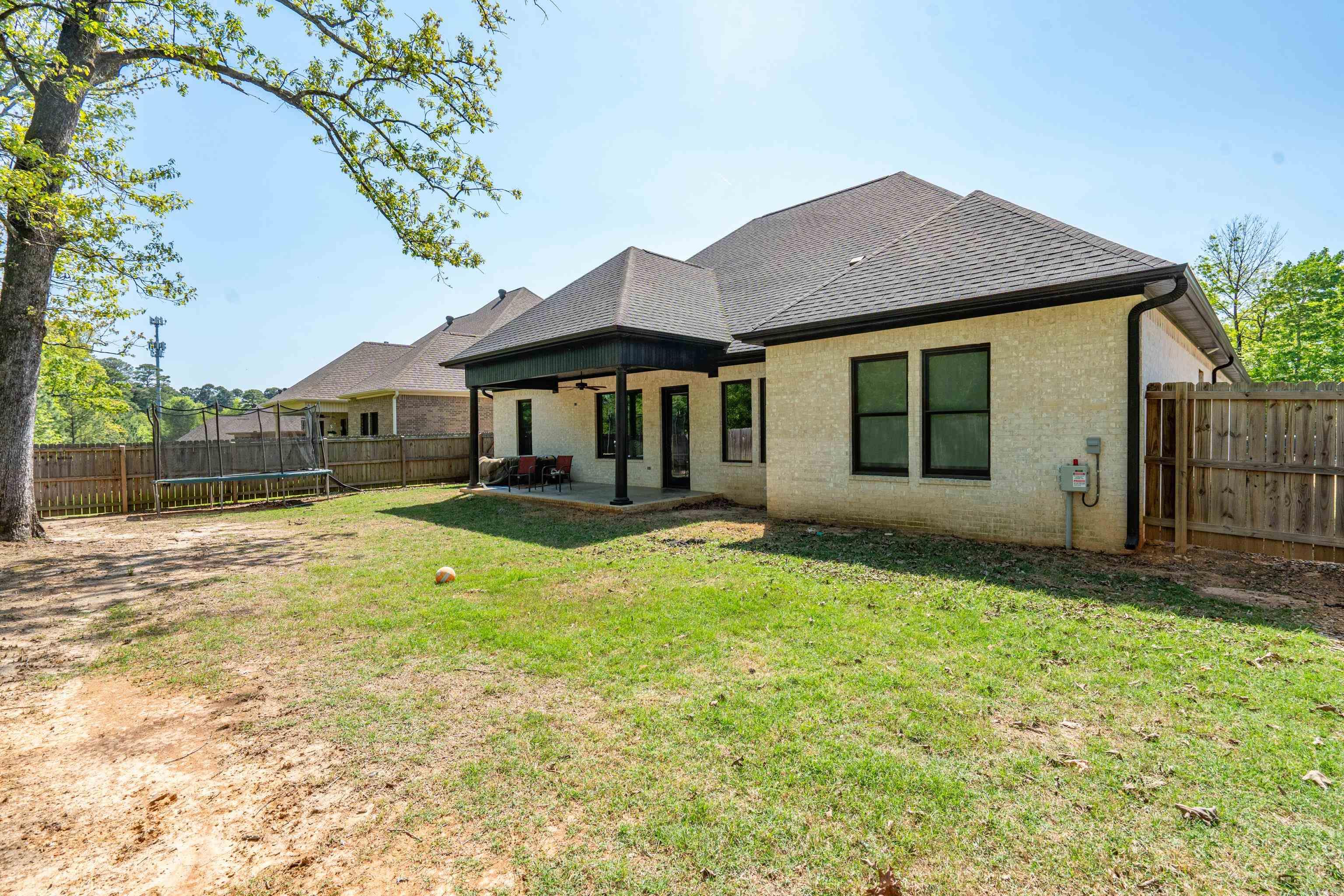 277  Arlington Park  Hot Springs, AR