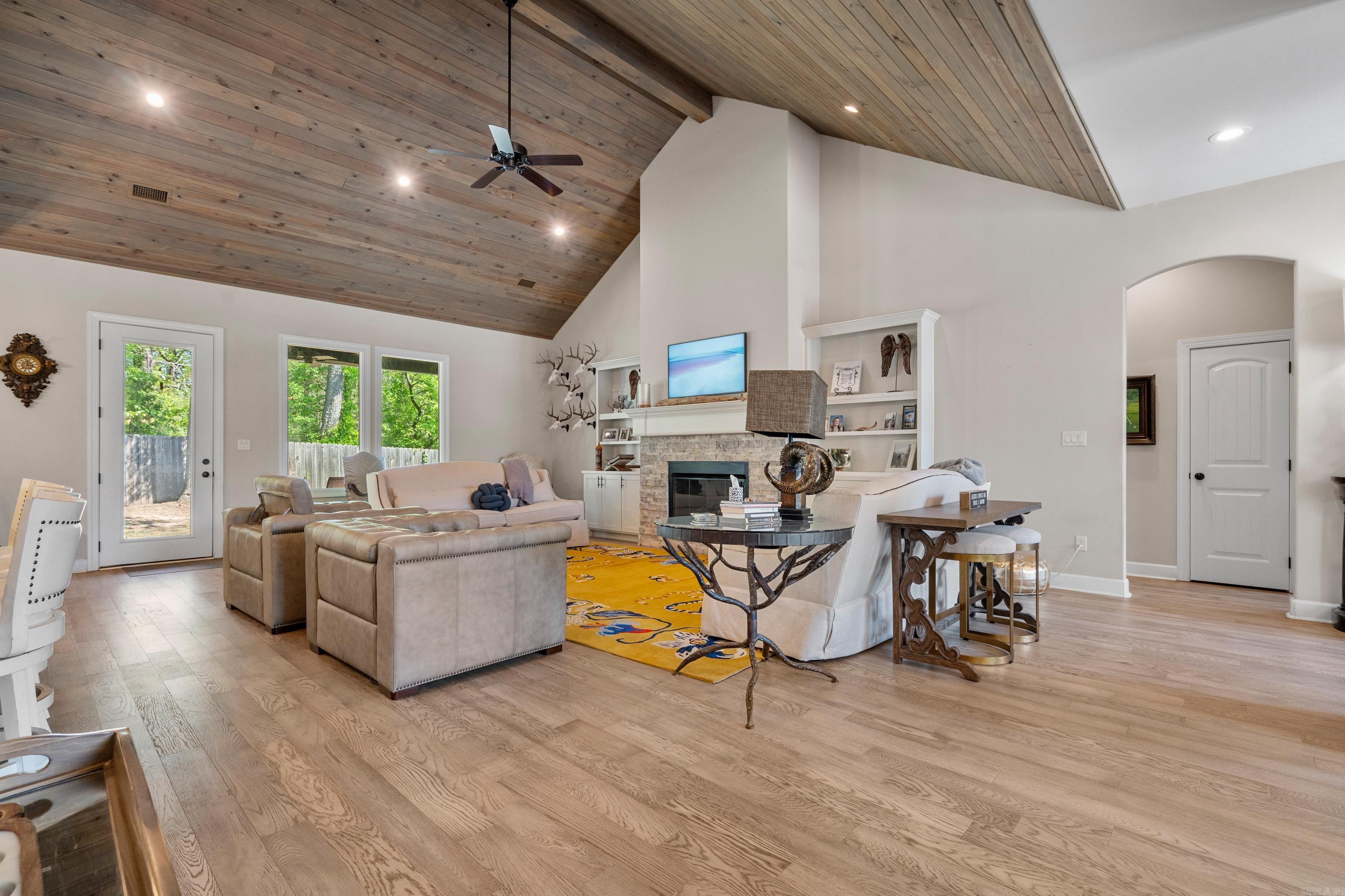 277  Arlington Park  Hot Springs, AR
