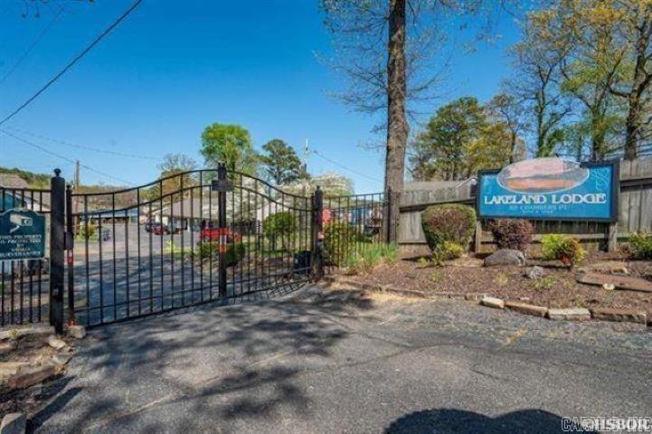 105  Chambers  Hot Springs, AR