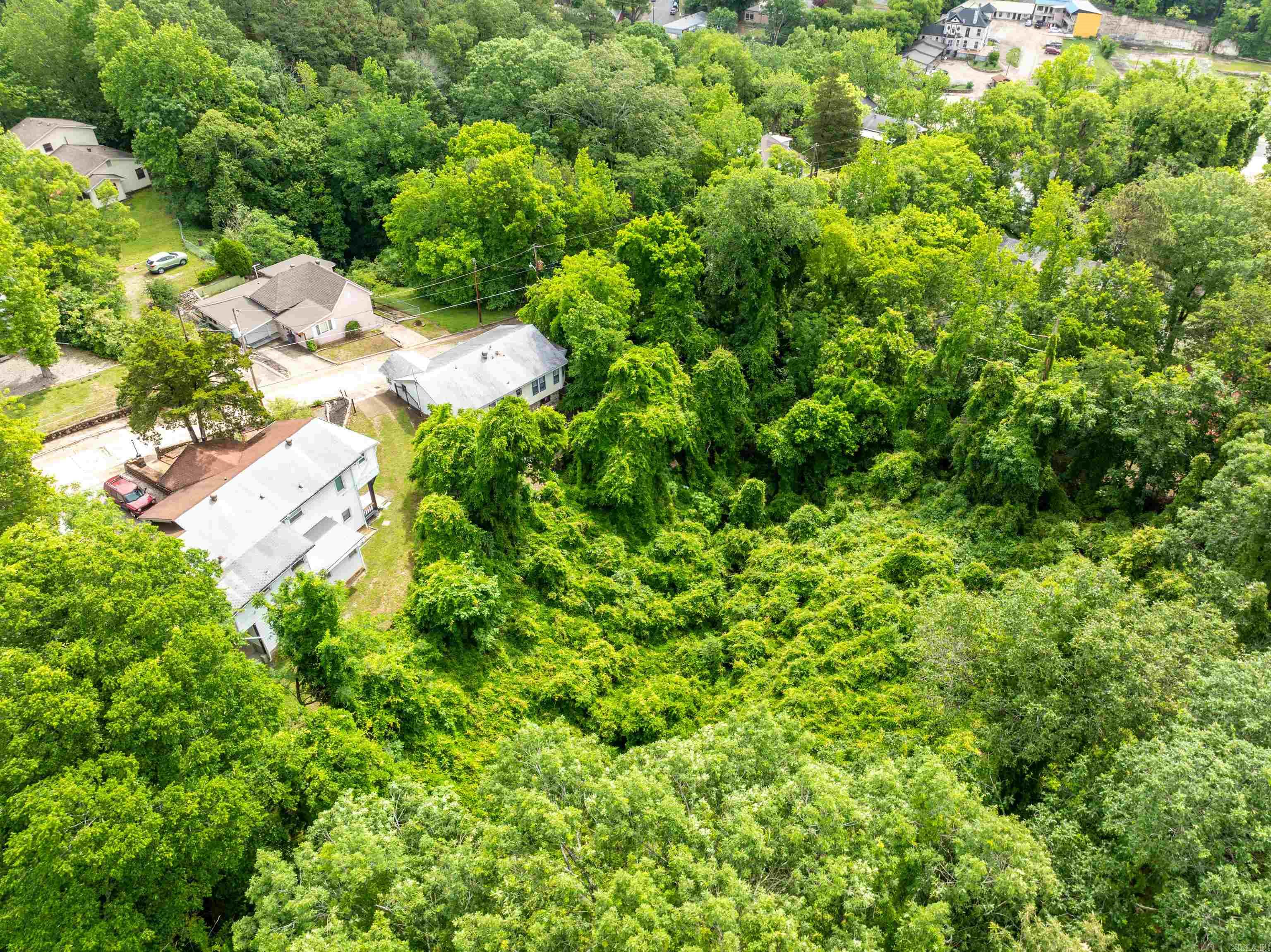 169  Crest  Hot Springs, AR