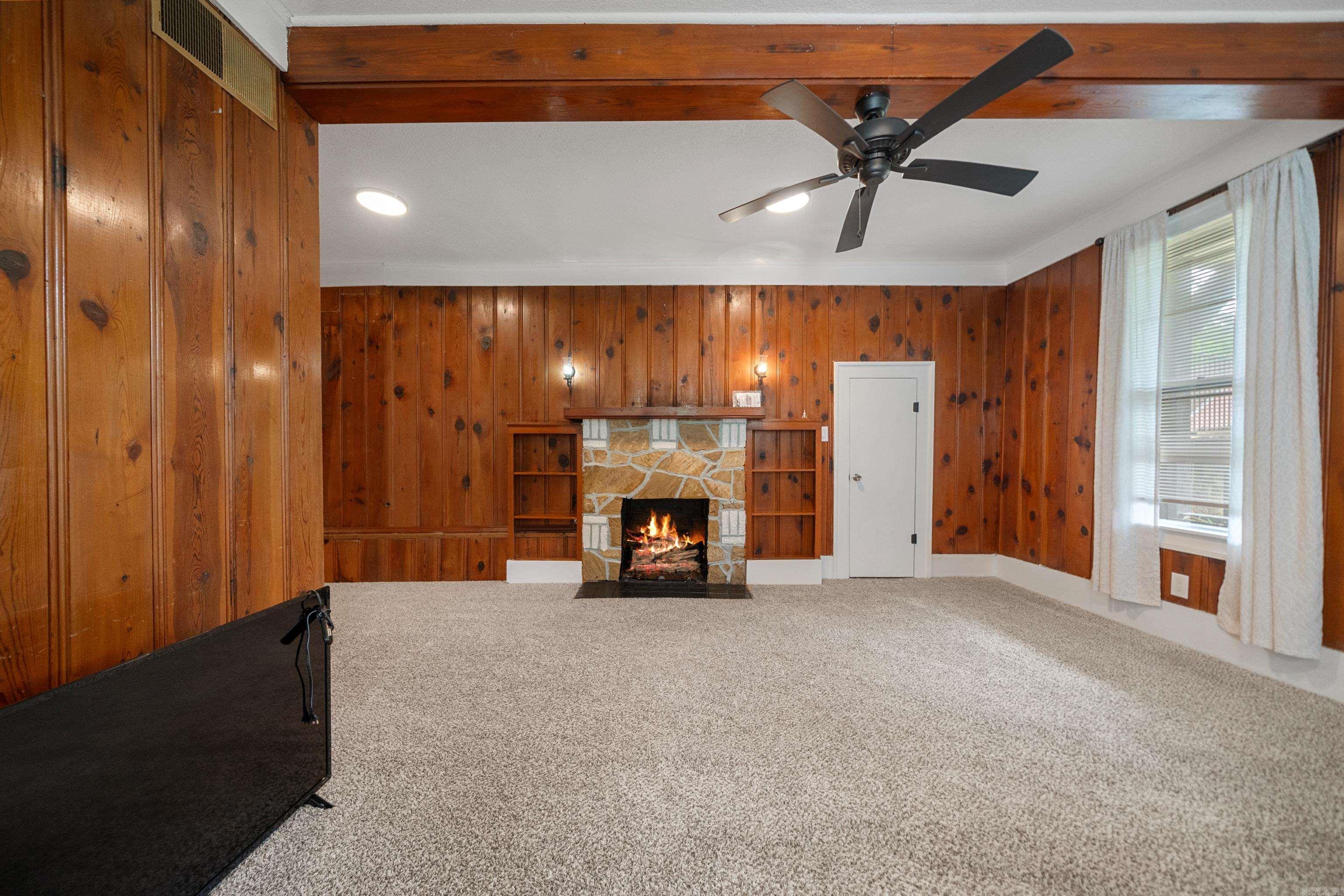 169  Crest  Hot Springs, AR
