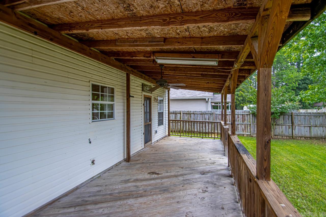 111  Village  Benton, AR