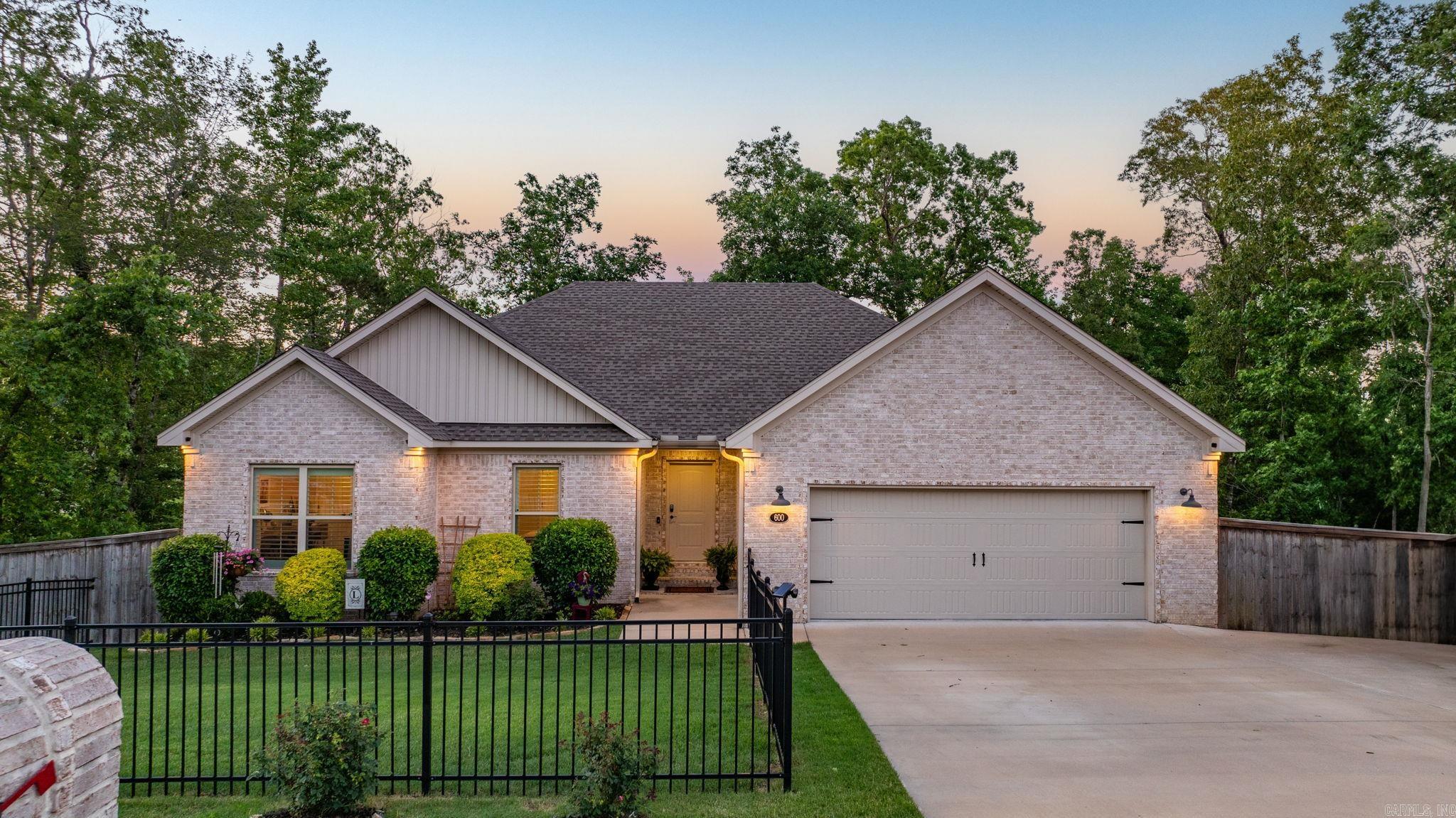 600  Lucy  Alexander, AR