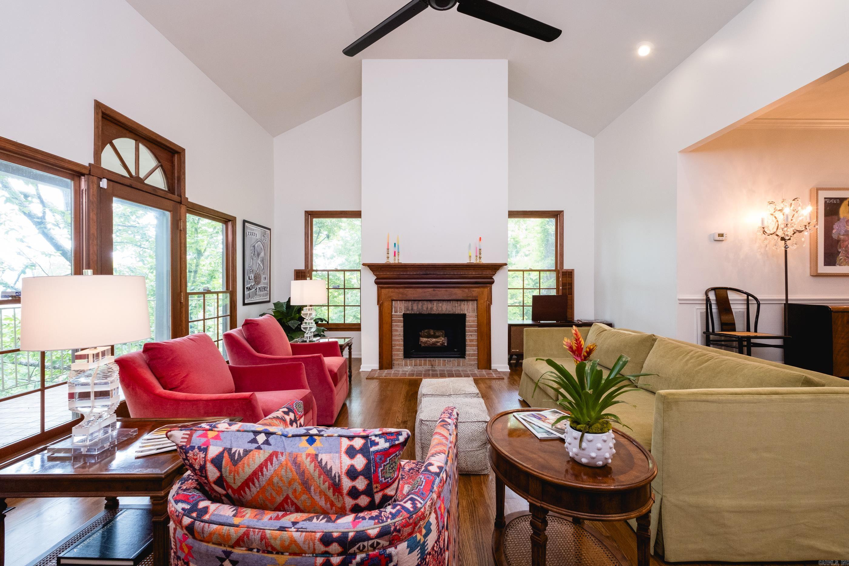 3501  Oakwood  Little Rock, AR
