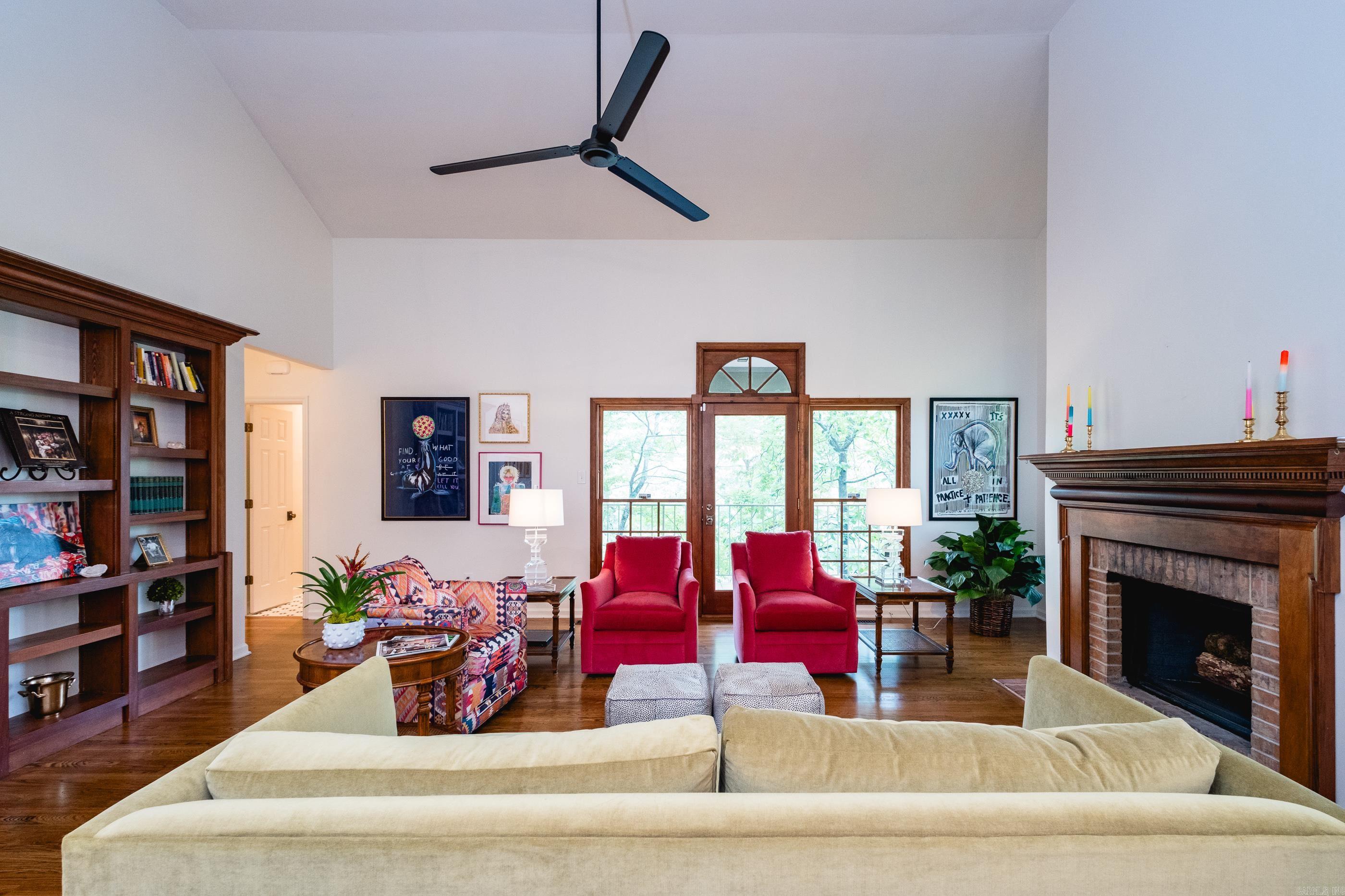3501  Oakwood  Little Rock, AR