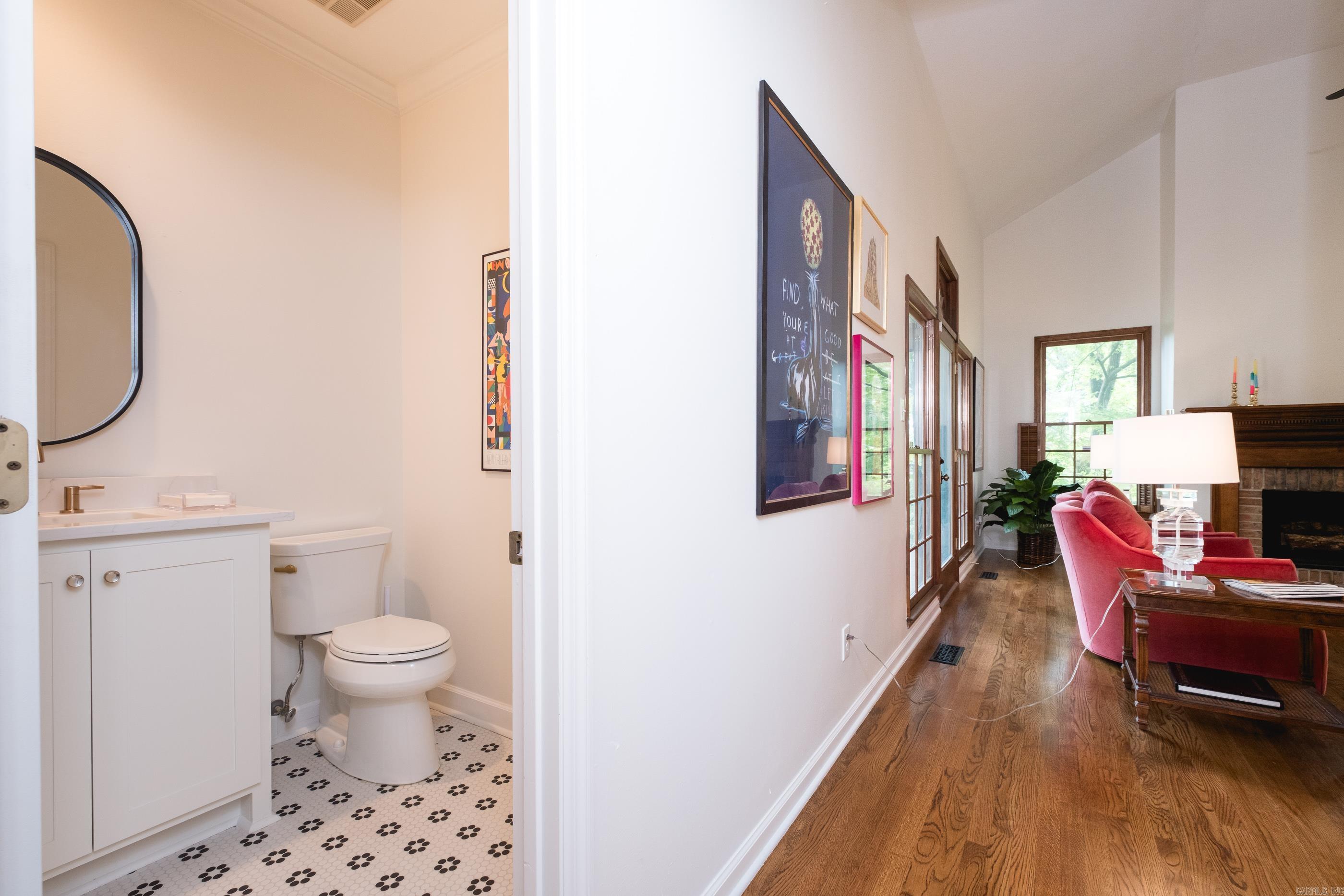 3501  Oakwood  Little Rock, AR