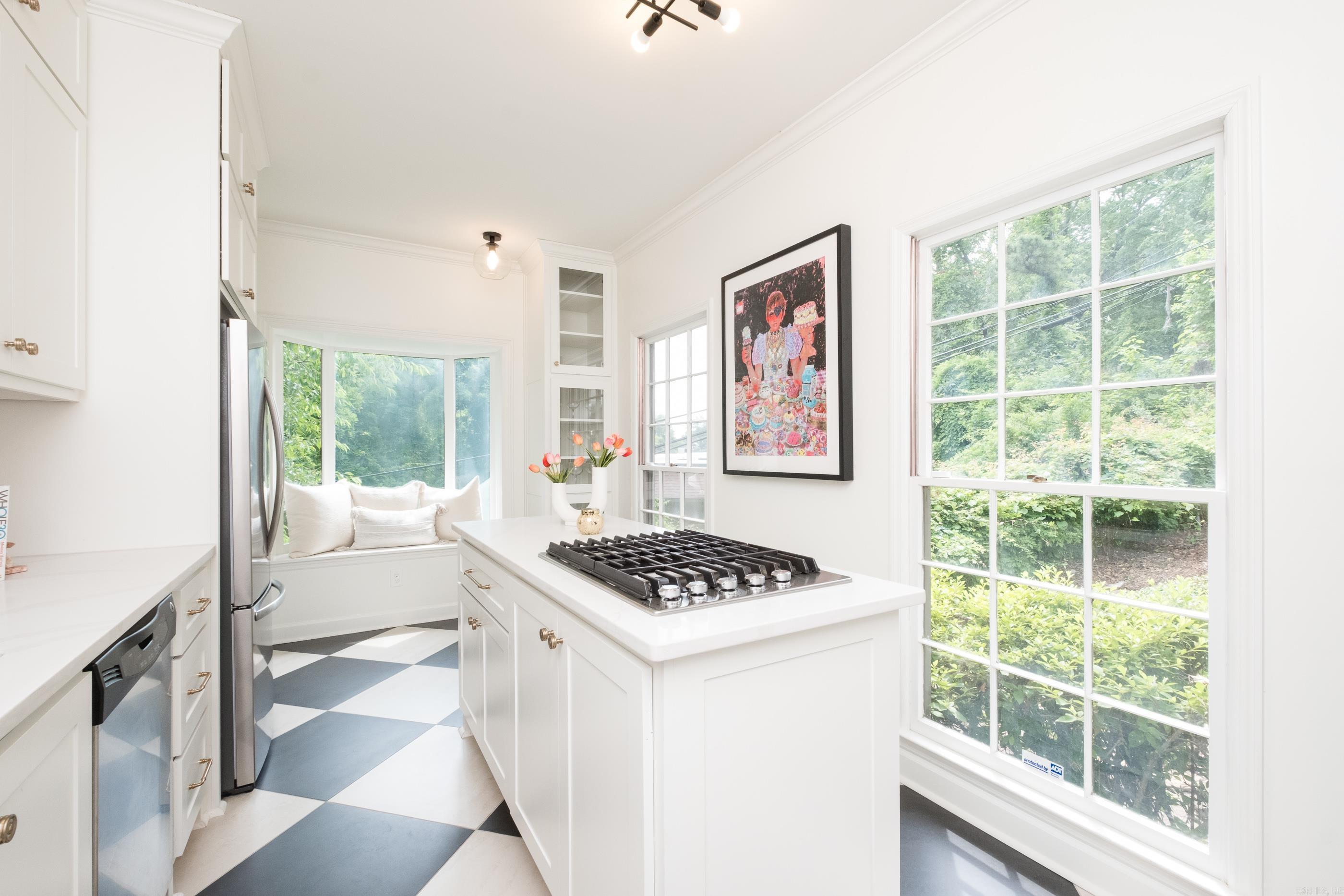 3501  Oakwood  Little Rock, AR