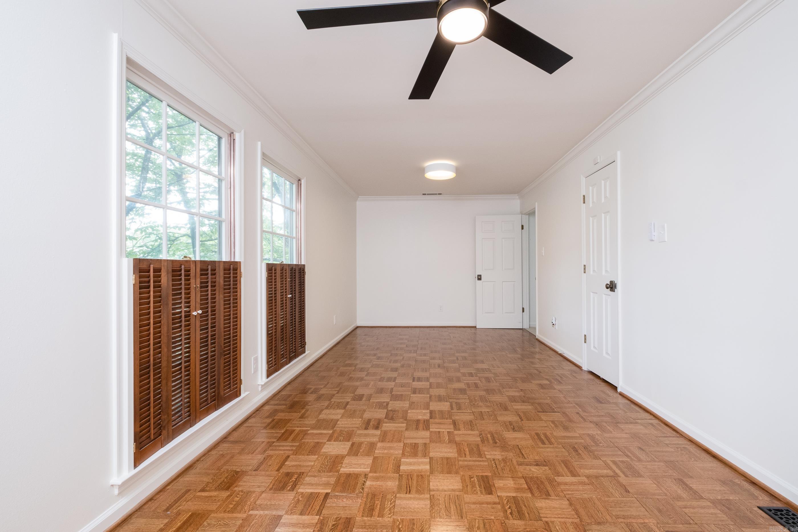 3501  Oakwood  Little Rock, AR