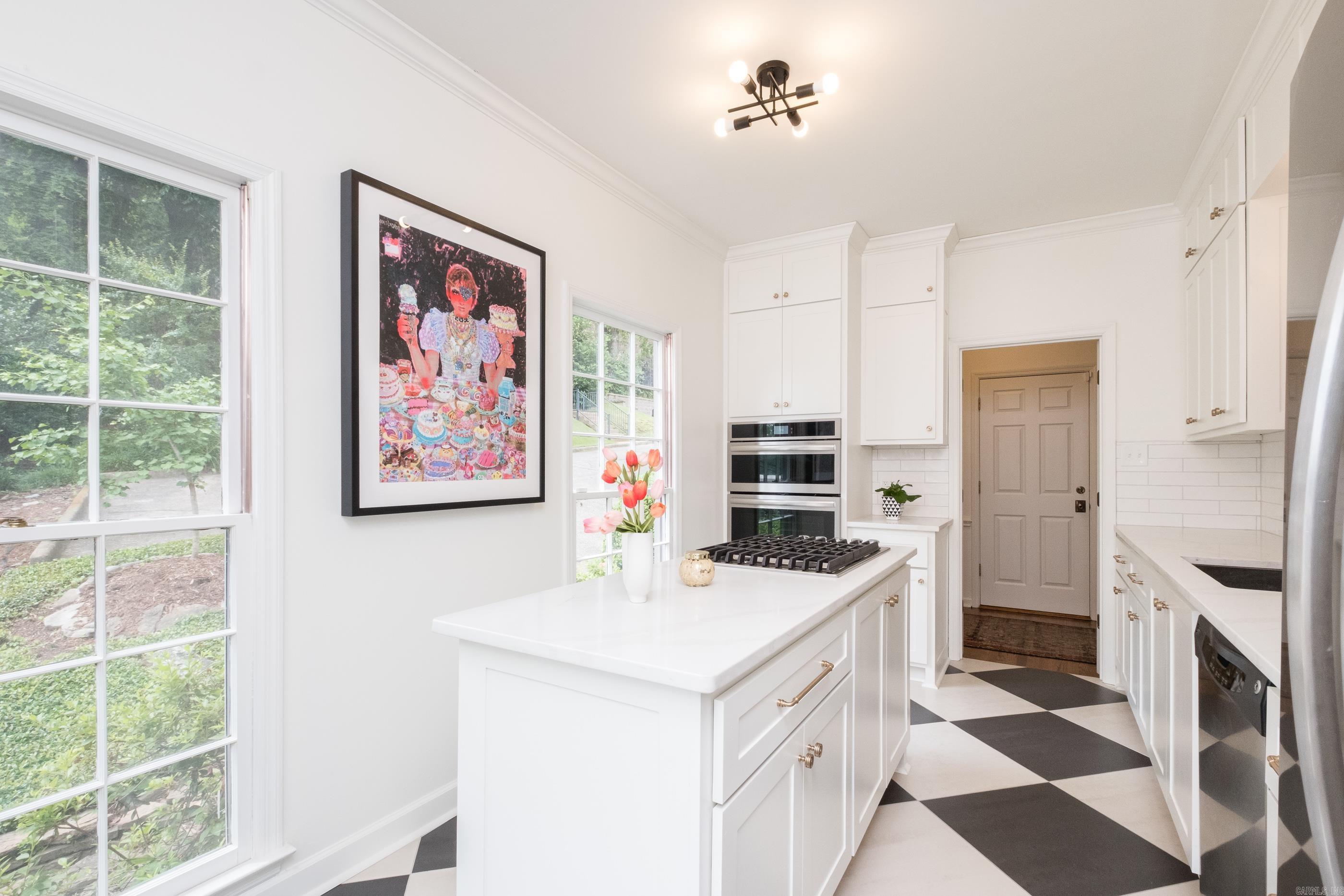3501  Oakwood  Little Rock, AR