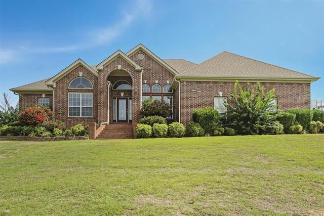 2281  Lookout Mountain Road  Benton, AR