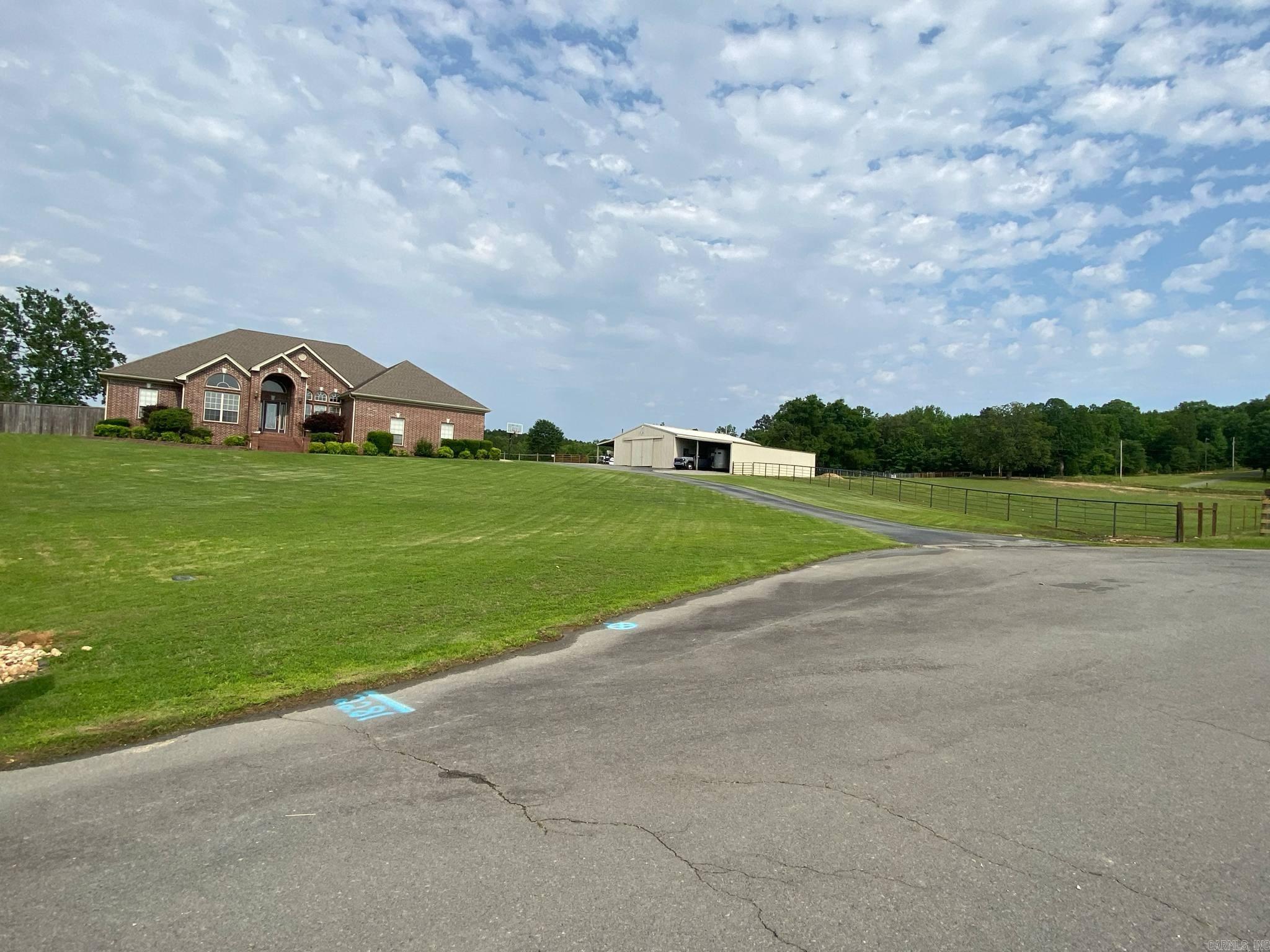 2281  Lookout Mountain Road  Benton, AR