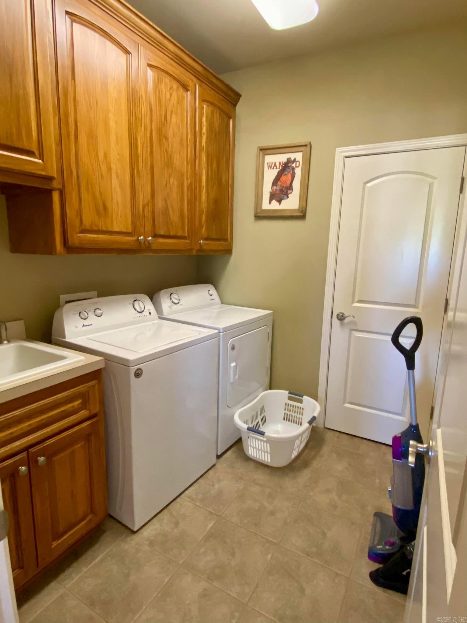 2281  Lookout Mountain Road  Benton, AR