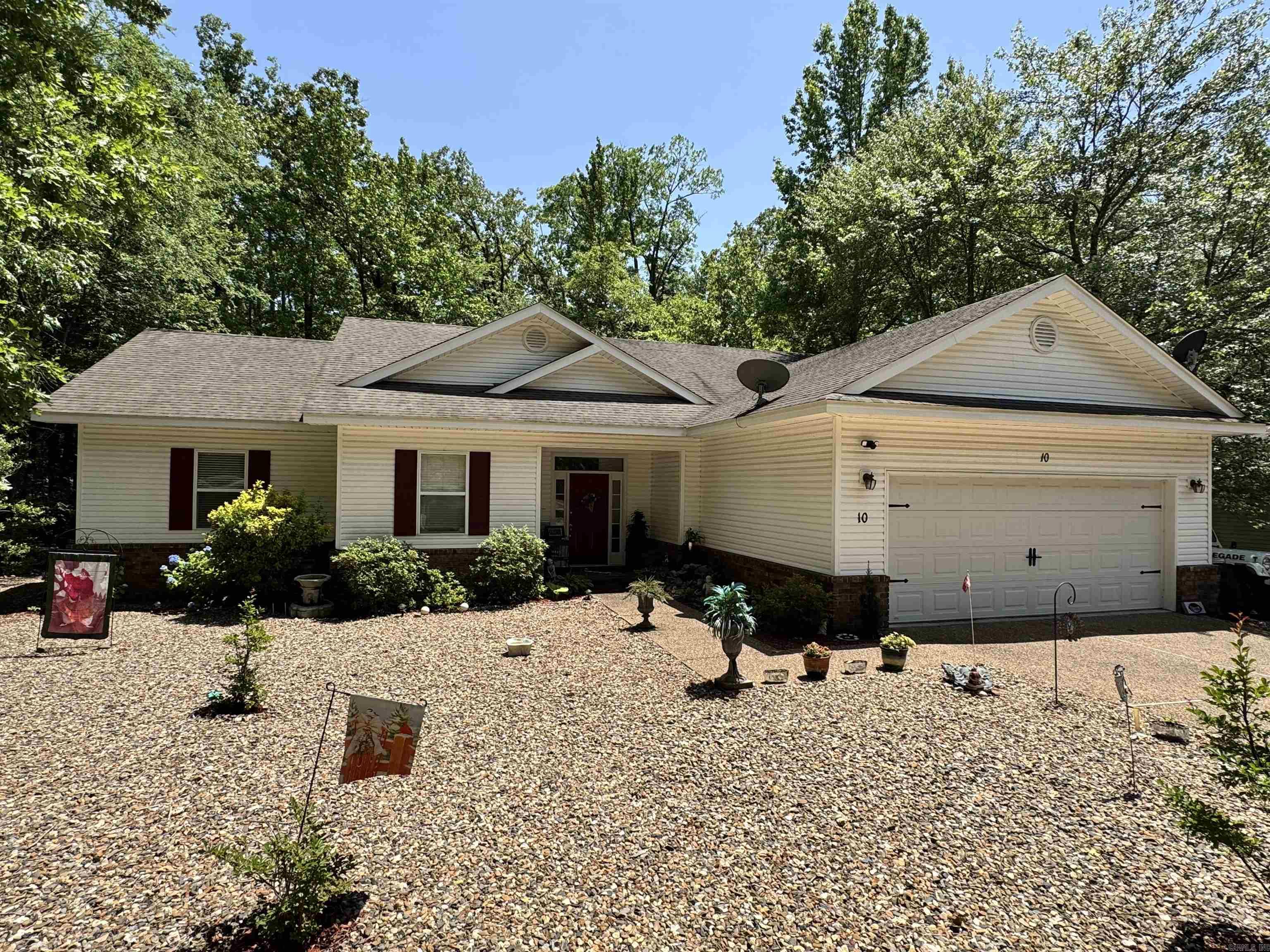 10  Hortezuela  Hot Springs Village, AR
