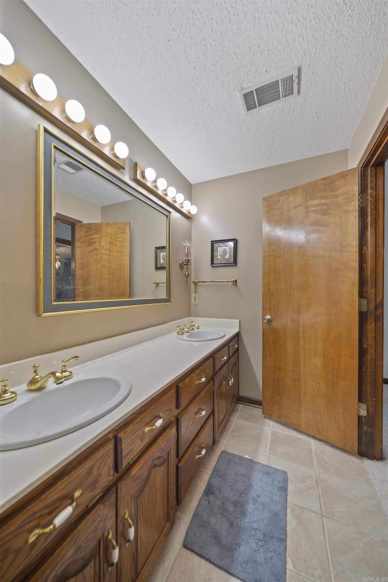15  Castle Heights  Cabot, AR