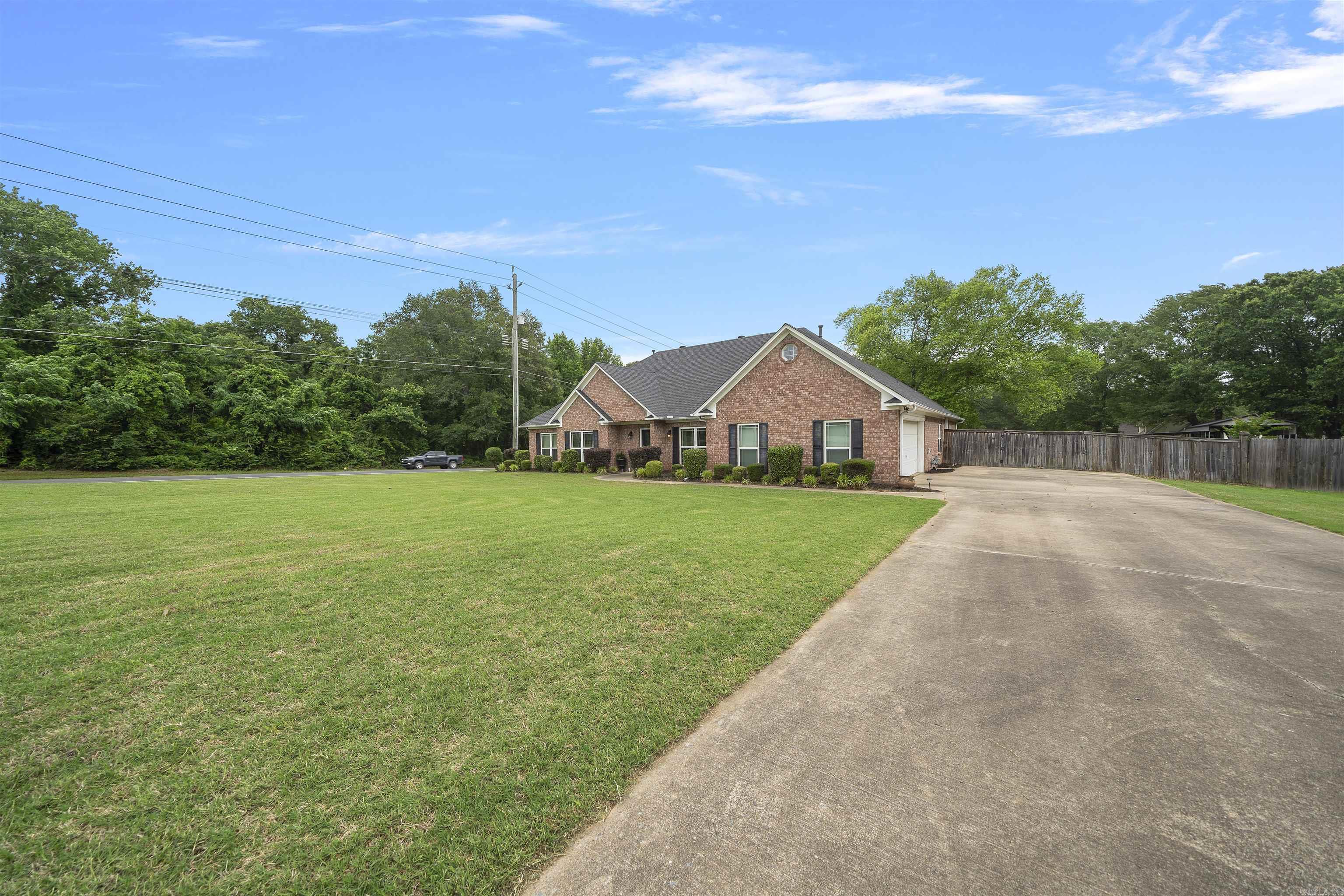 15  Castle Heights  Cabot, AR