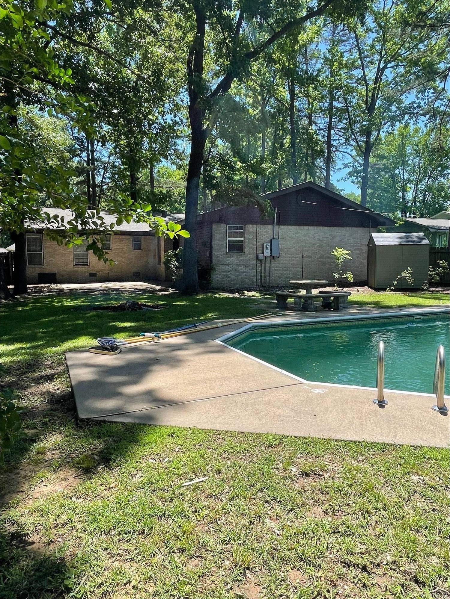 1210 N Jeff Davis St  Jacksonville, AR